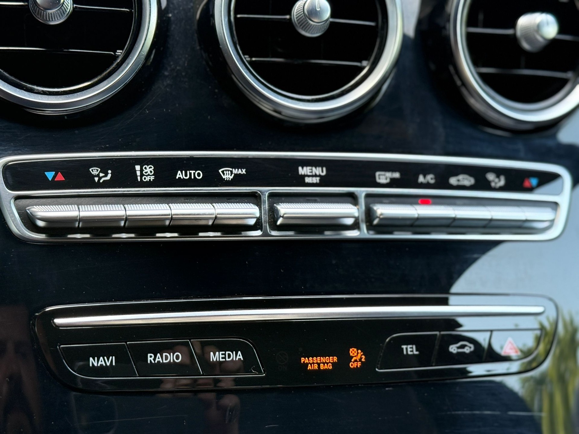 MERCEDES-BENZ C 220 d AMG Line 4matic-image-18