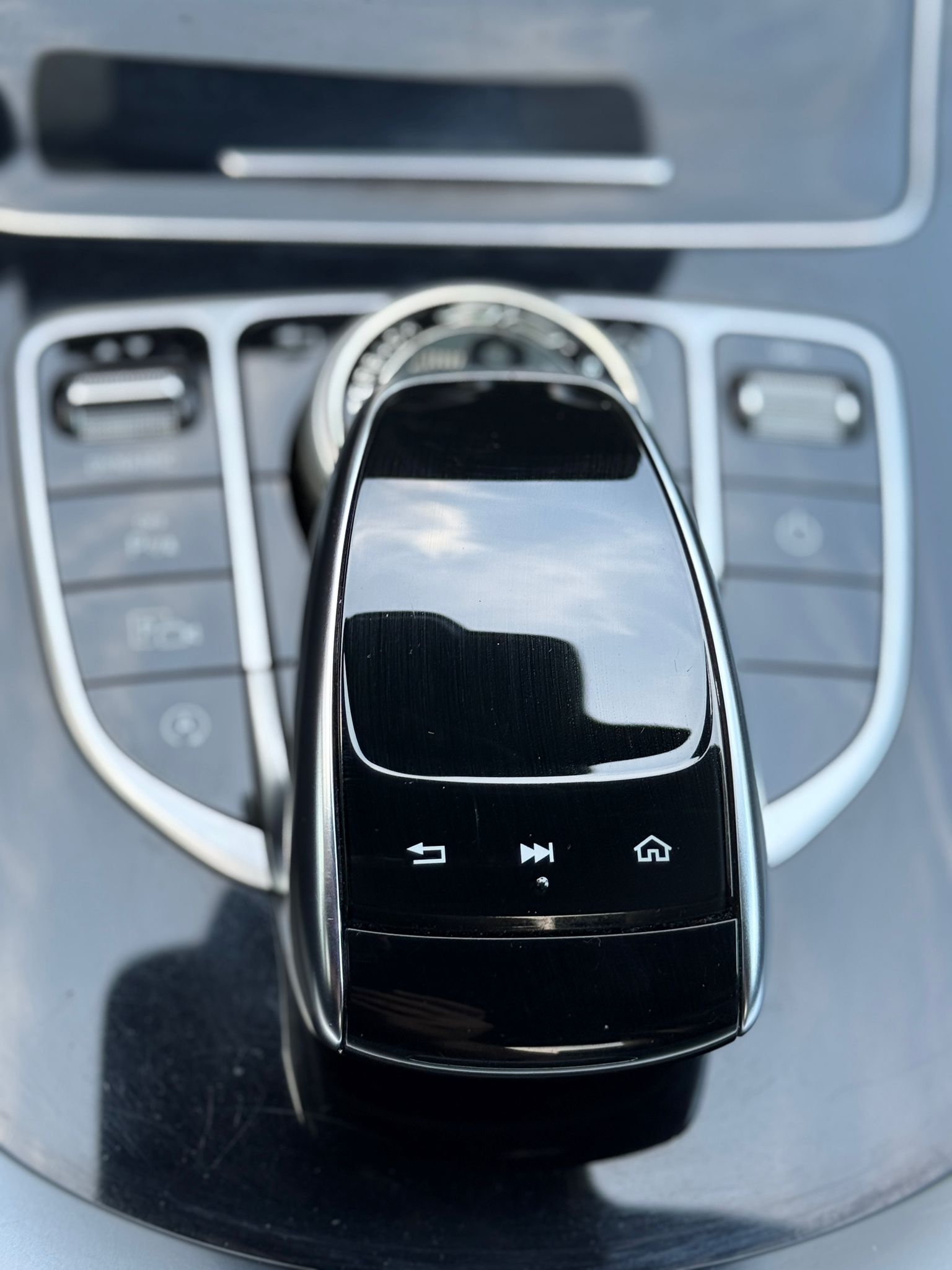 MERCEDES-BENZ C 220 d AMG Line 4matic-image-20
