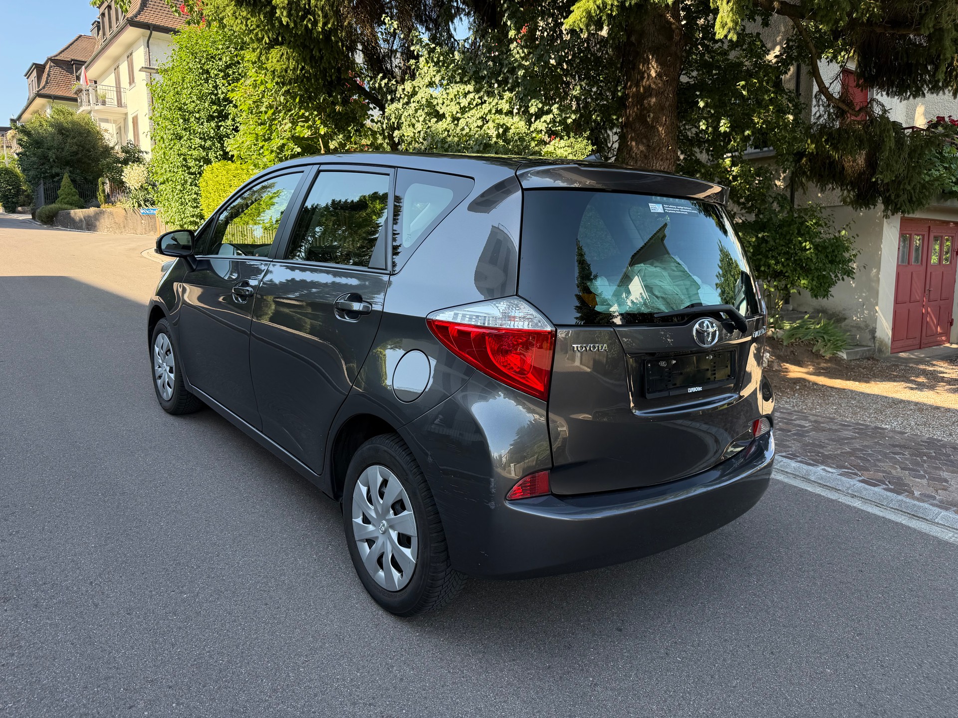 TOYOTA Verso-S 1.33 Linea Luna/ FRISCH AB MFK & SERVICE. ** 79000. KM**-image-2