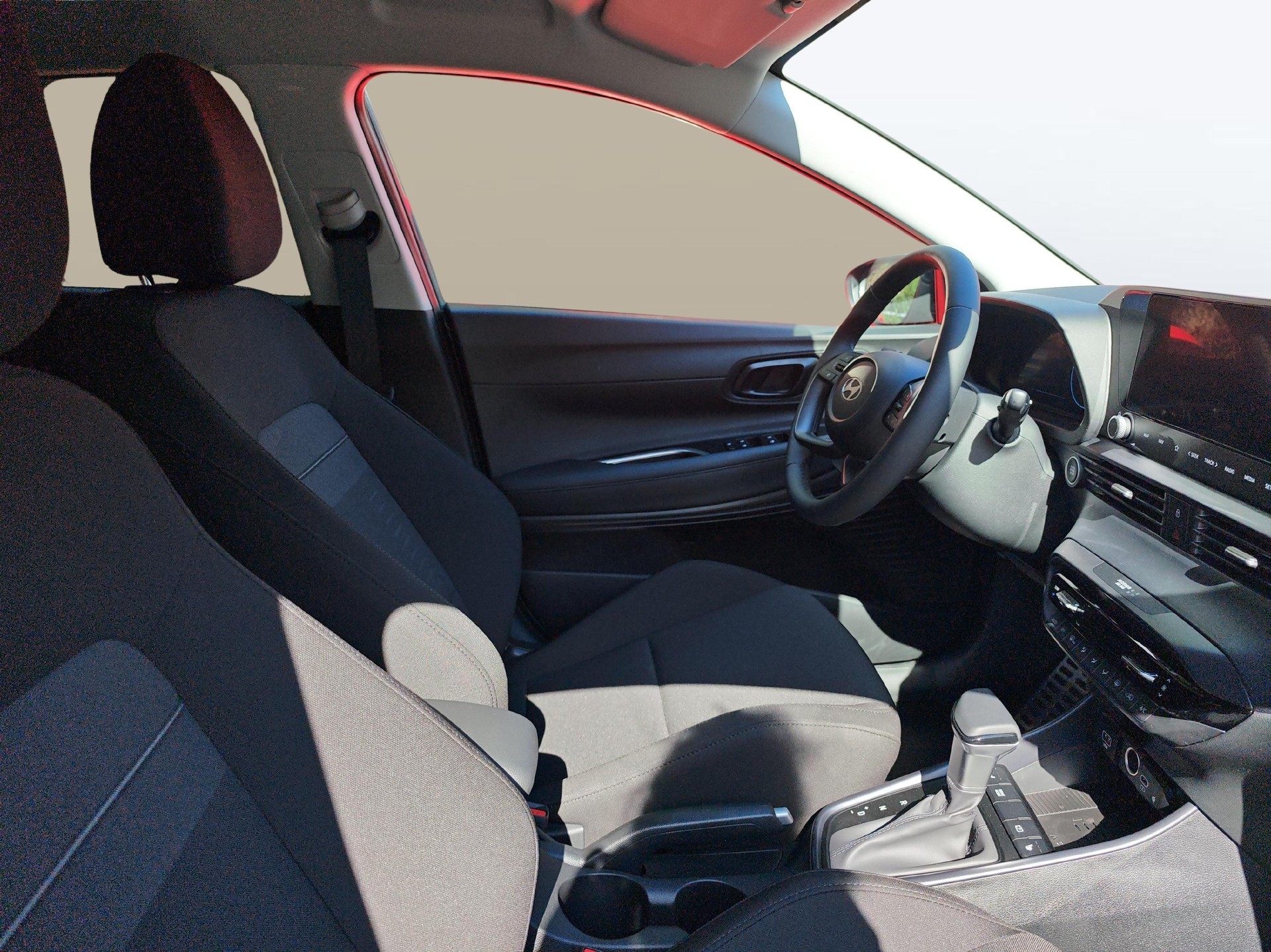 HYUNDAI Bayon 1.0 T-GDi Amplia Mangrove Green-image-8
