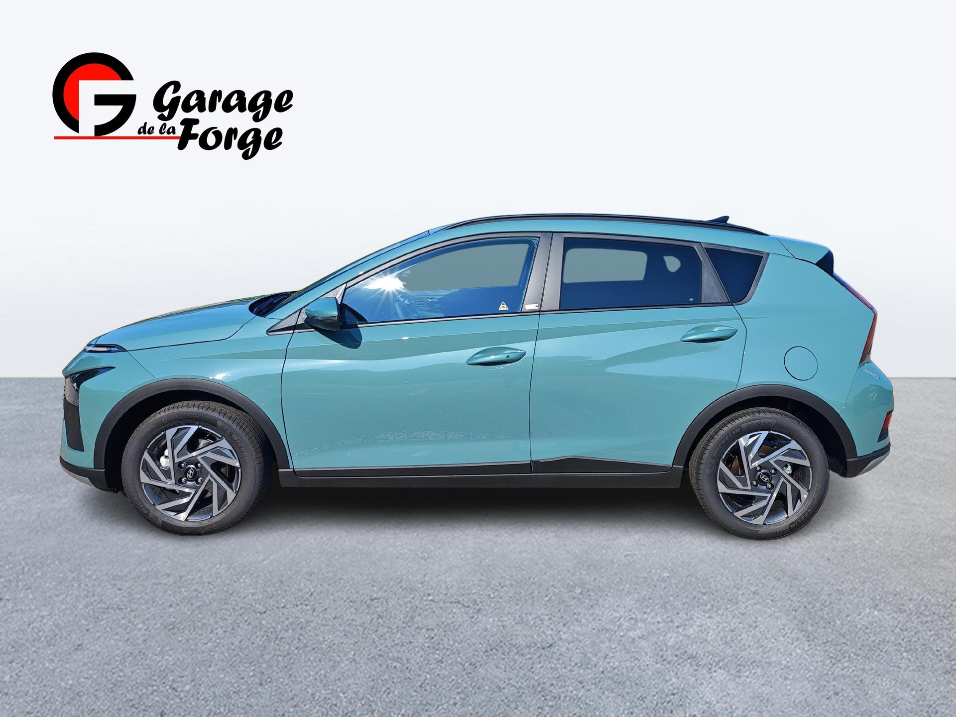 HYUNDAI Bayon 1.0 T-GDi Amplia Mangrove Green-image-3