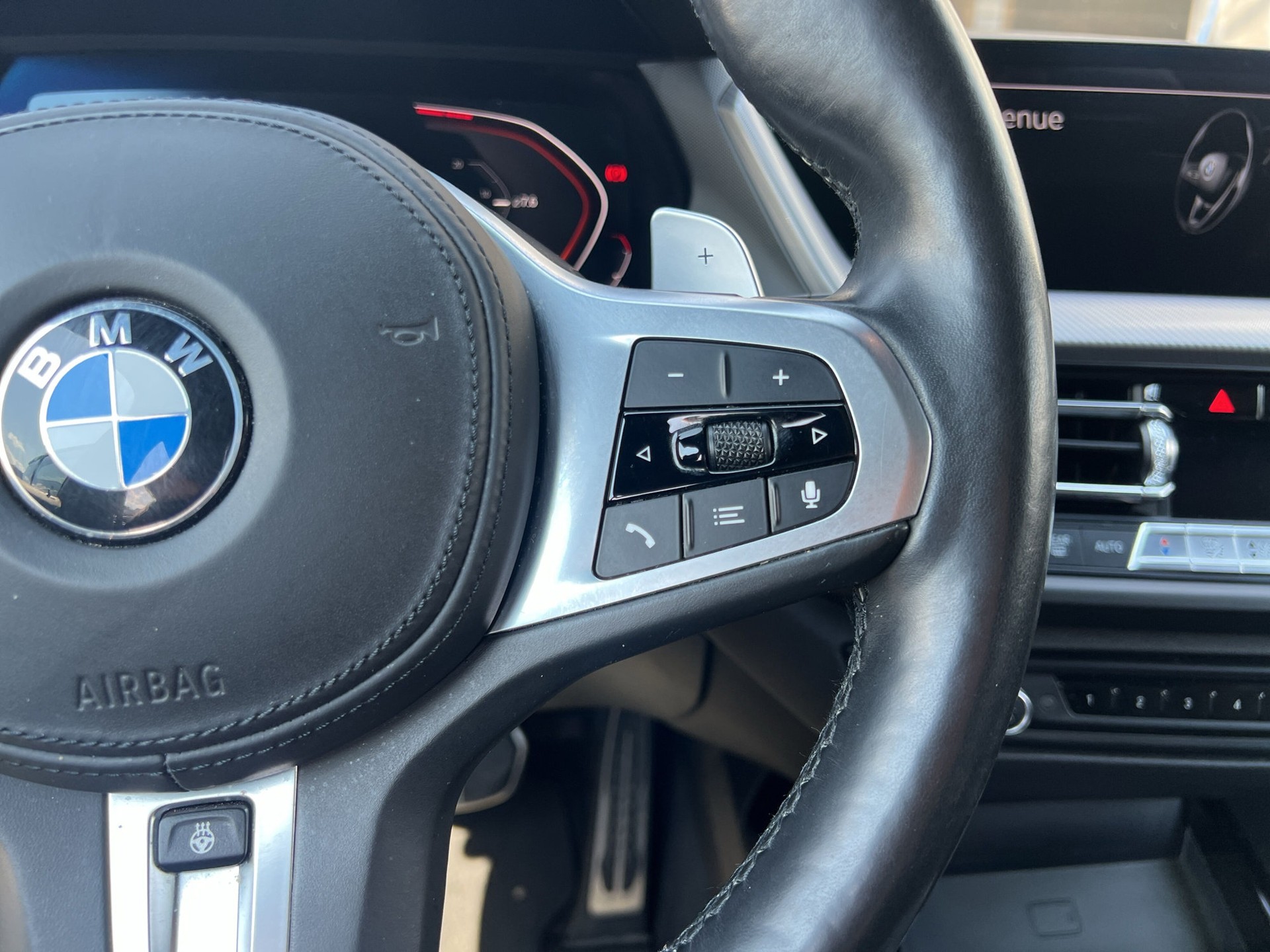 BMW 120d xDrive Steptronic Pure M Sport-image-15