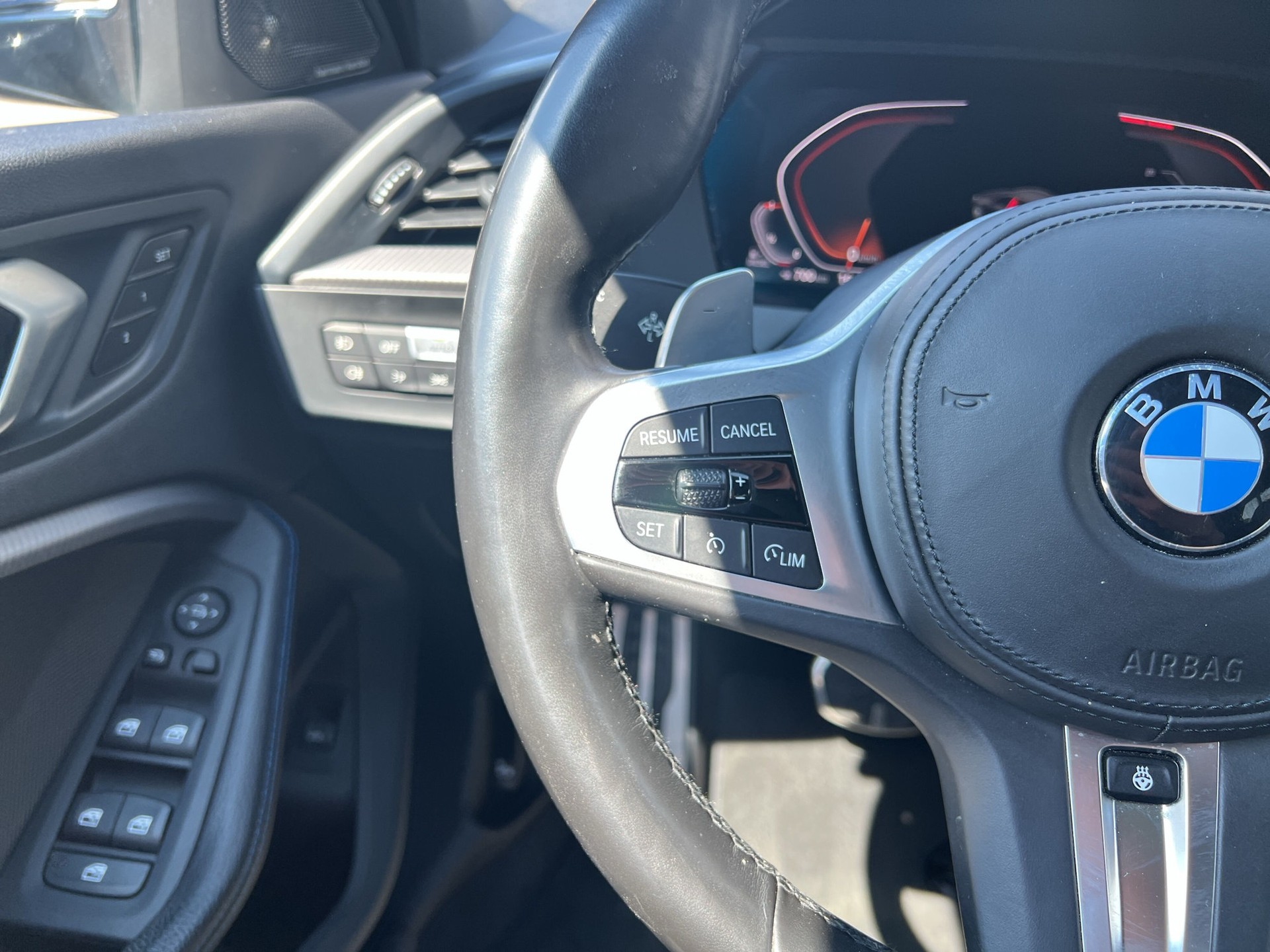 BMW 120d xDrive Steptronic Pure M Sport-image-14