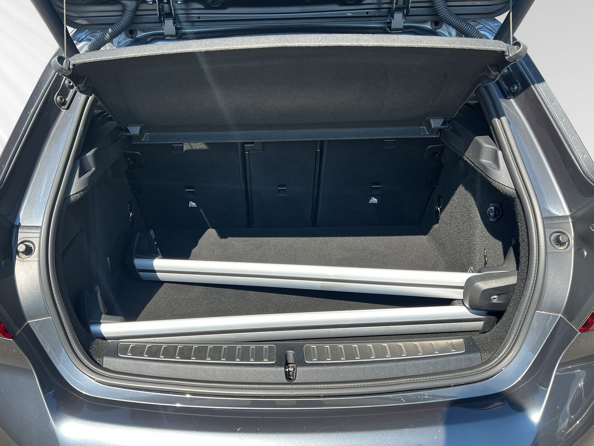 BMW 120d xDrive Steptronic Pure M Sport-image-7