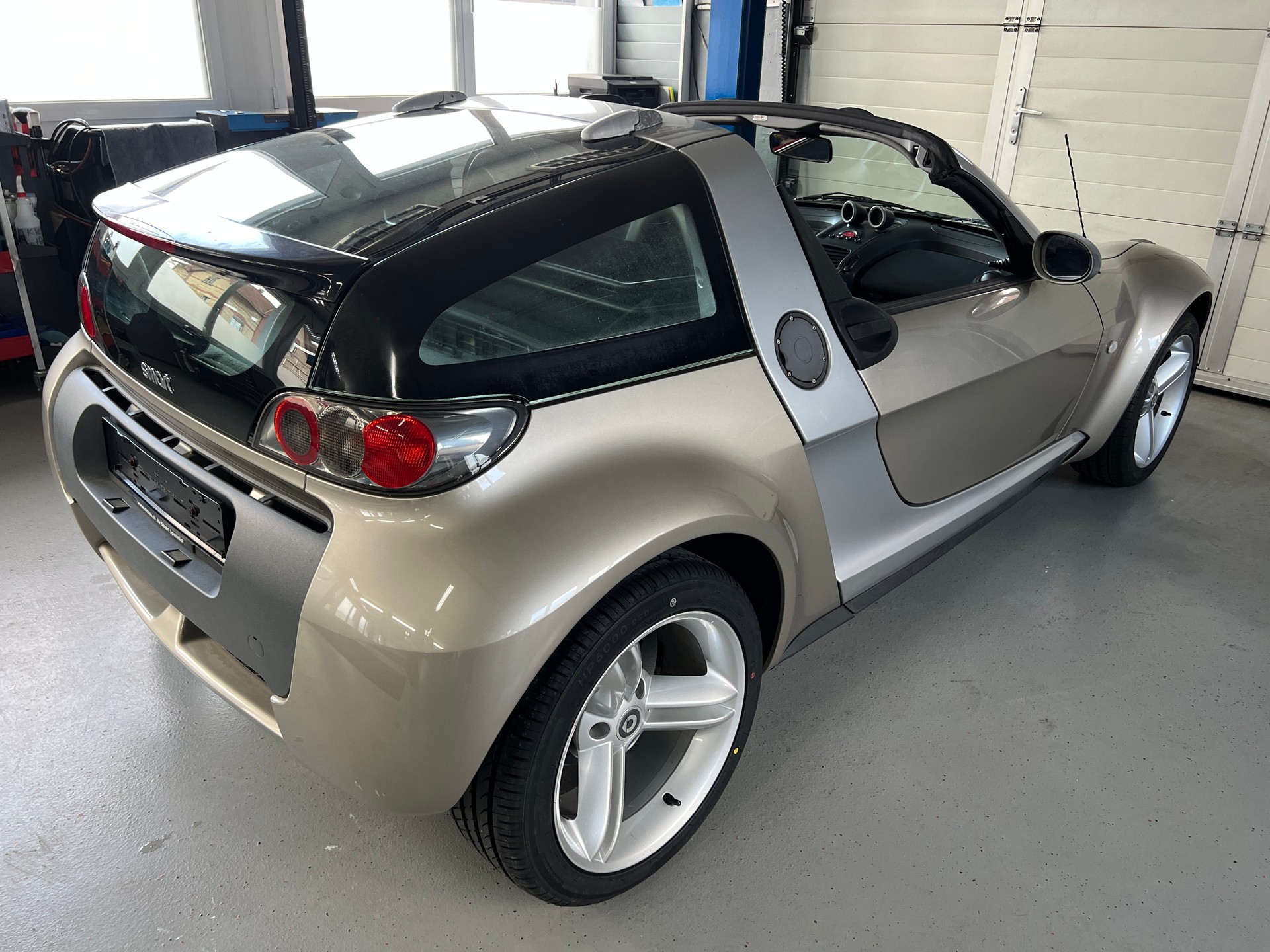 SMART roadster-coupé-image-4