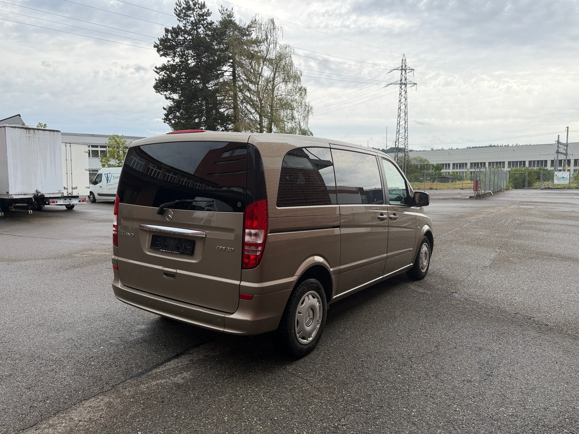 MERCEDES-BENZ Viano 3.0 CDI Blue Efficiency Trend A-image-7