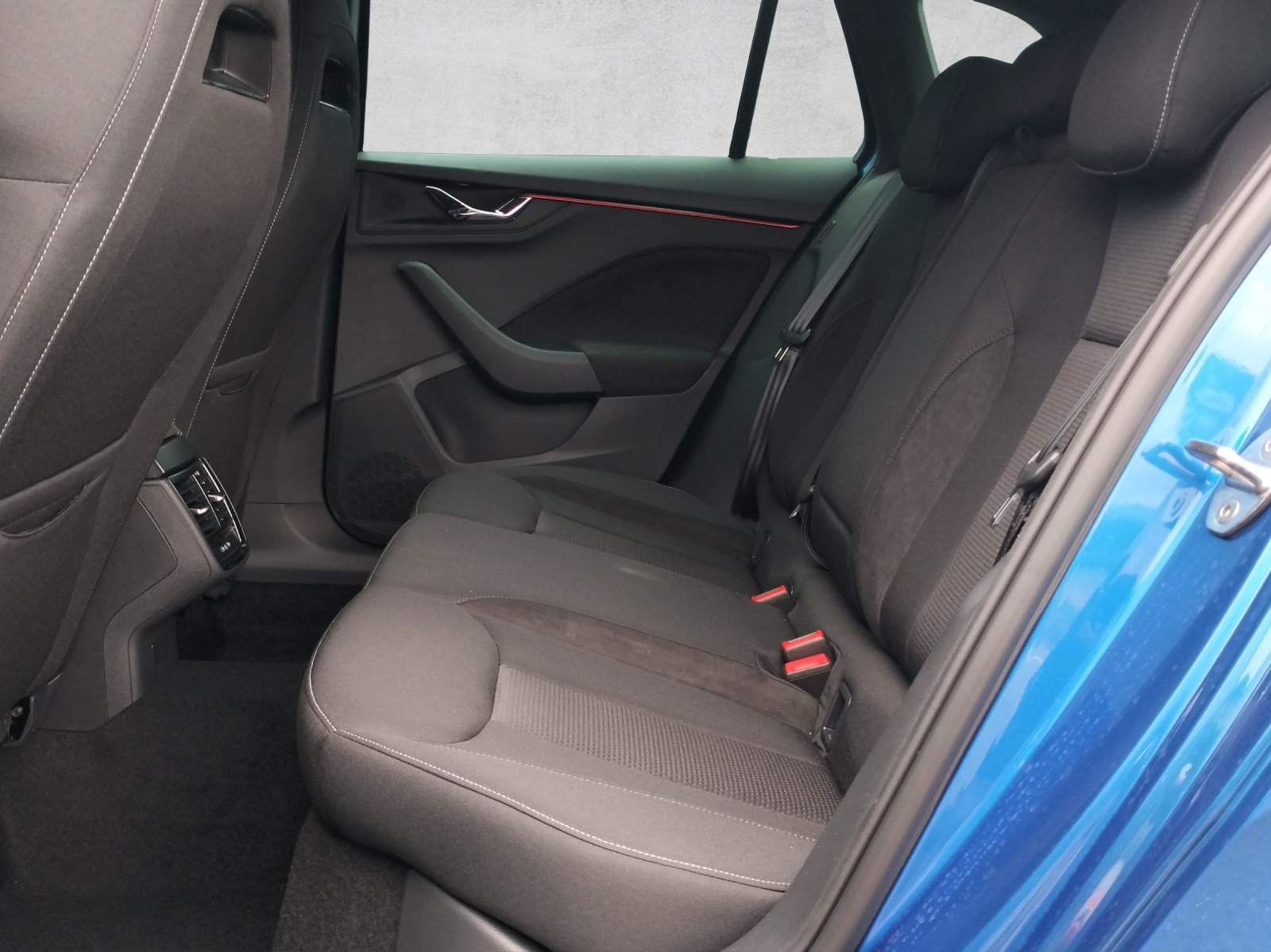 SKODA Scala 1.0 TSI Dynamic DSG-image-8