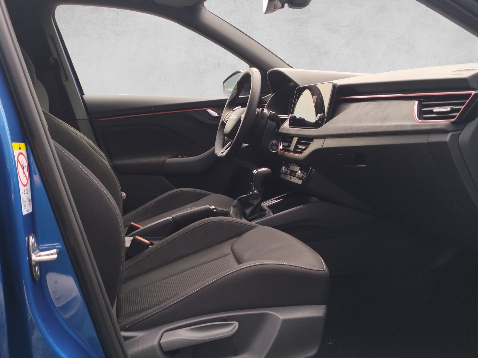 SKODA Scala 1.0 TSI Dynamic DSG-image-9