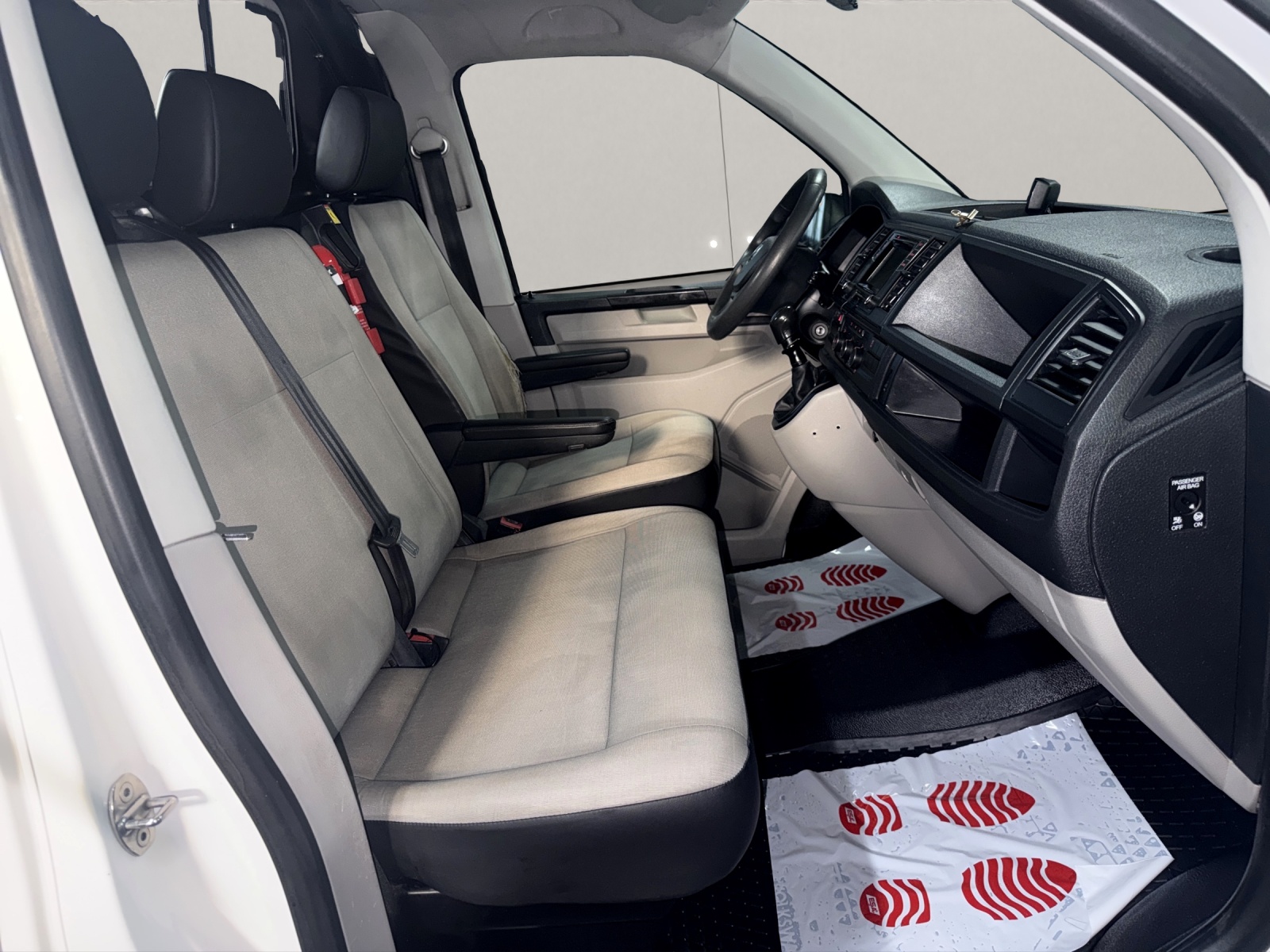 VW T6 2.0 TDI 4Motion ( ( Mit AHK / Sortimo Regale )-image-10
