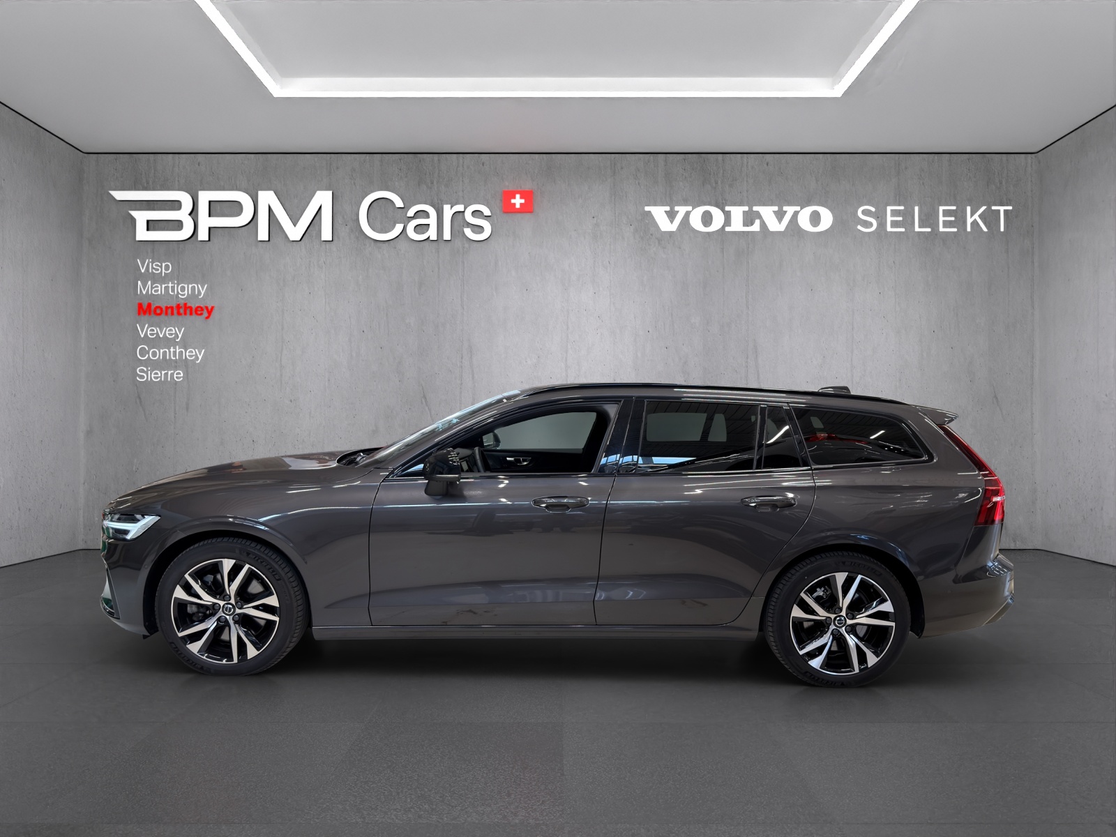Image VOLVO V60 V60 B5 AWD Benzin Mild Hybrid Plus Dark Geartronic