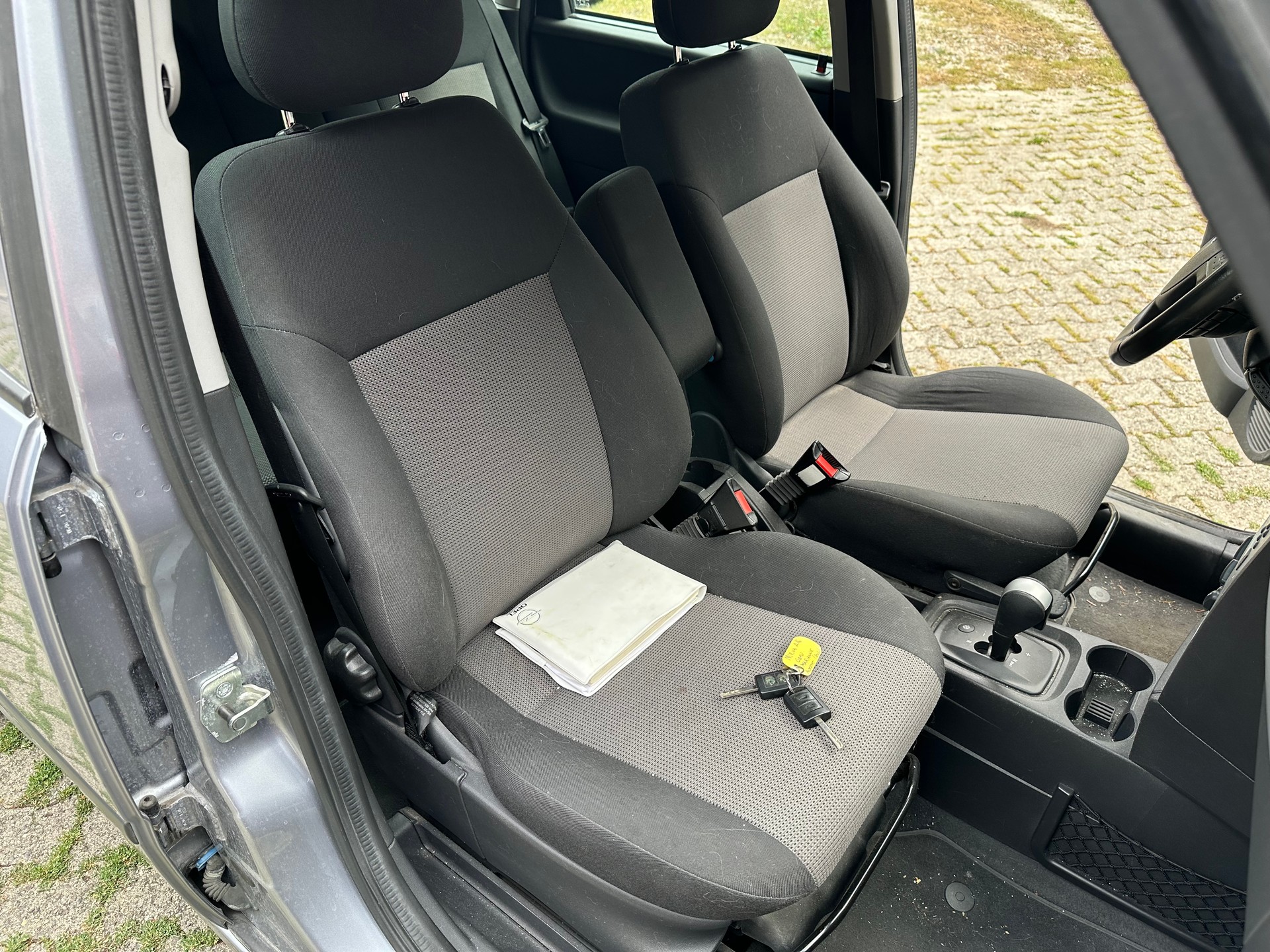 OPEL Meriva 1.6i 16V Linea Fresca-image-11
