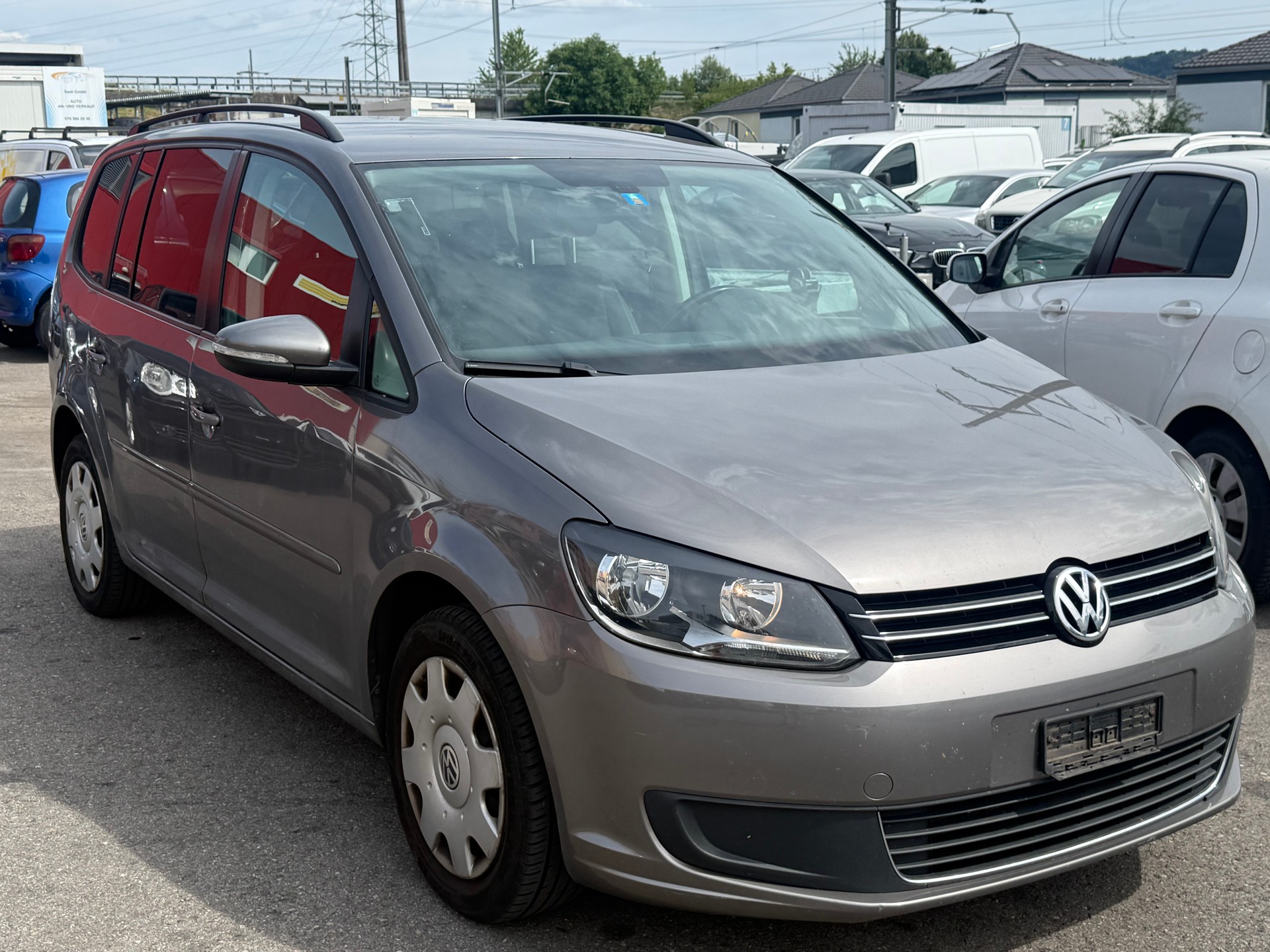 VW Touran 1.4 TSI Trendline-image-1