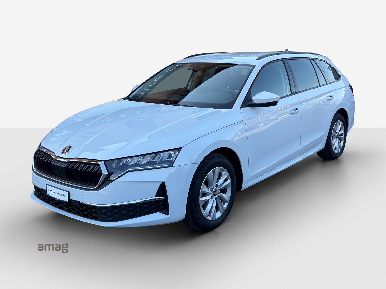 SKODA Octavia Combi 2.0 TDI DSG Selection-image-0