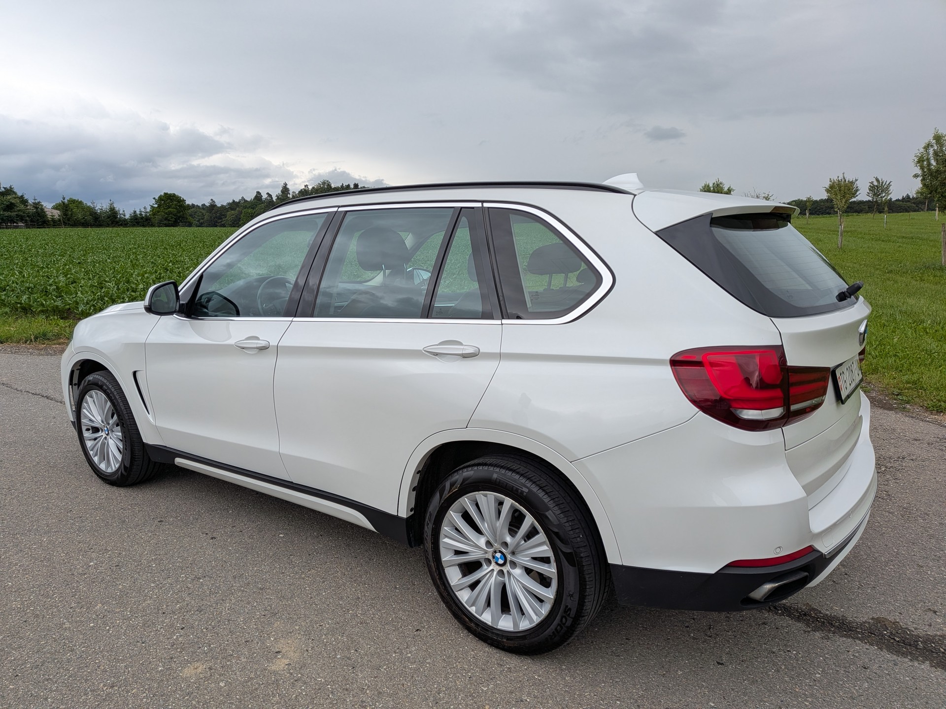 BMW X5 xDrive 50i Steptronic-image-9