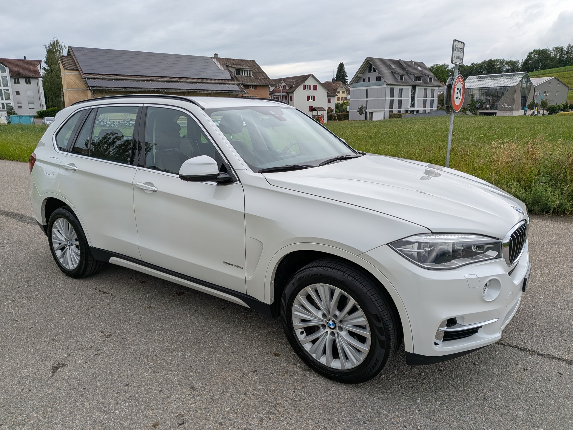 BMW X5 xDrive 50i Steptronic-image-7