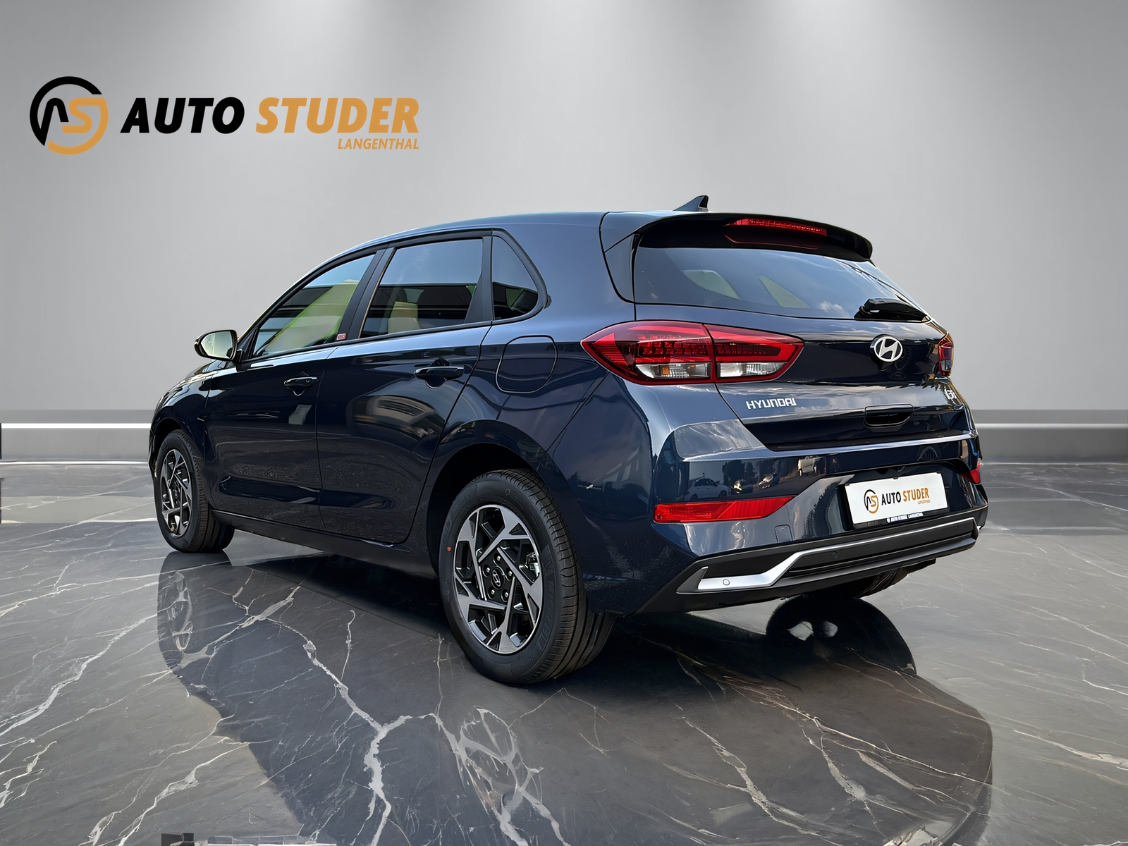 HYUNDAI i30 1.5 T-GDi Amplia-image-8