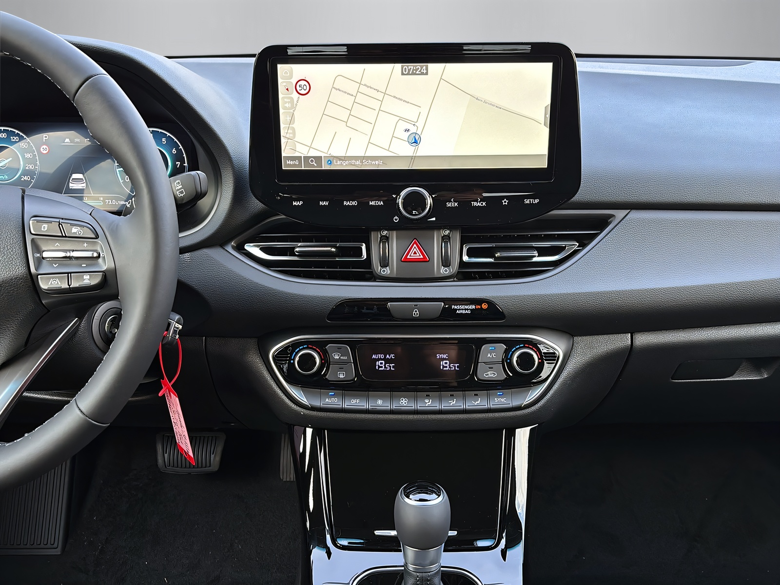HYUNDAI i30 1.5 T-GDi Amplia-image-5