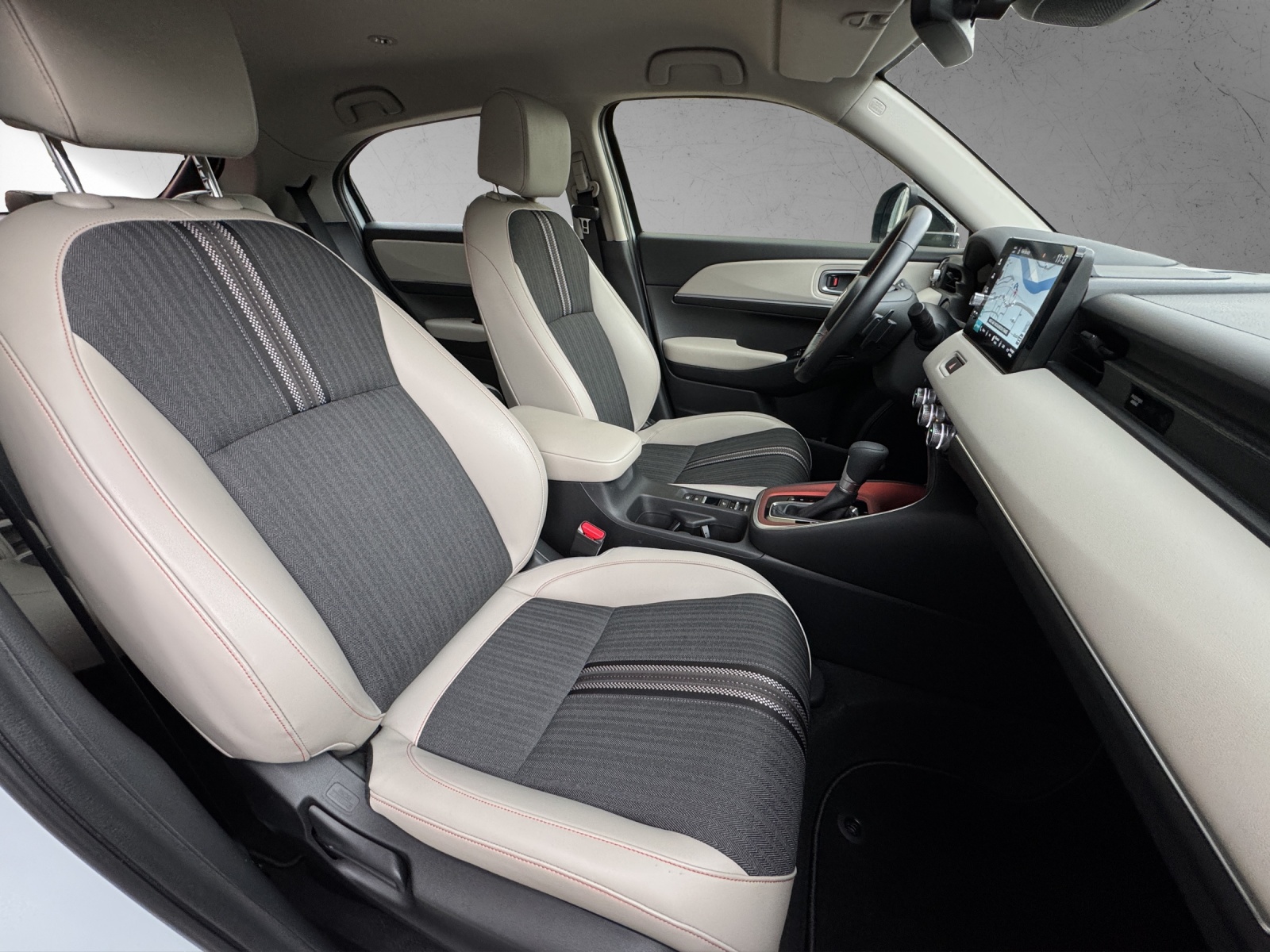 HONDA HR-V 1.5i-MMD Advance Style CVT-image-10