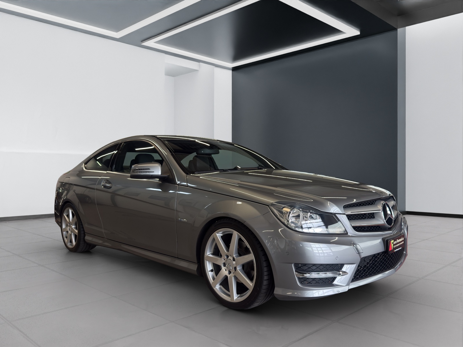 MERCEDES-BENZ C 180 Coupé MyStar 7G-Tronic-image-6