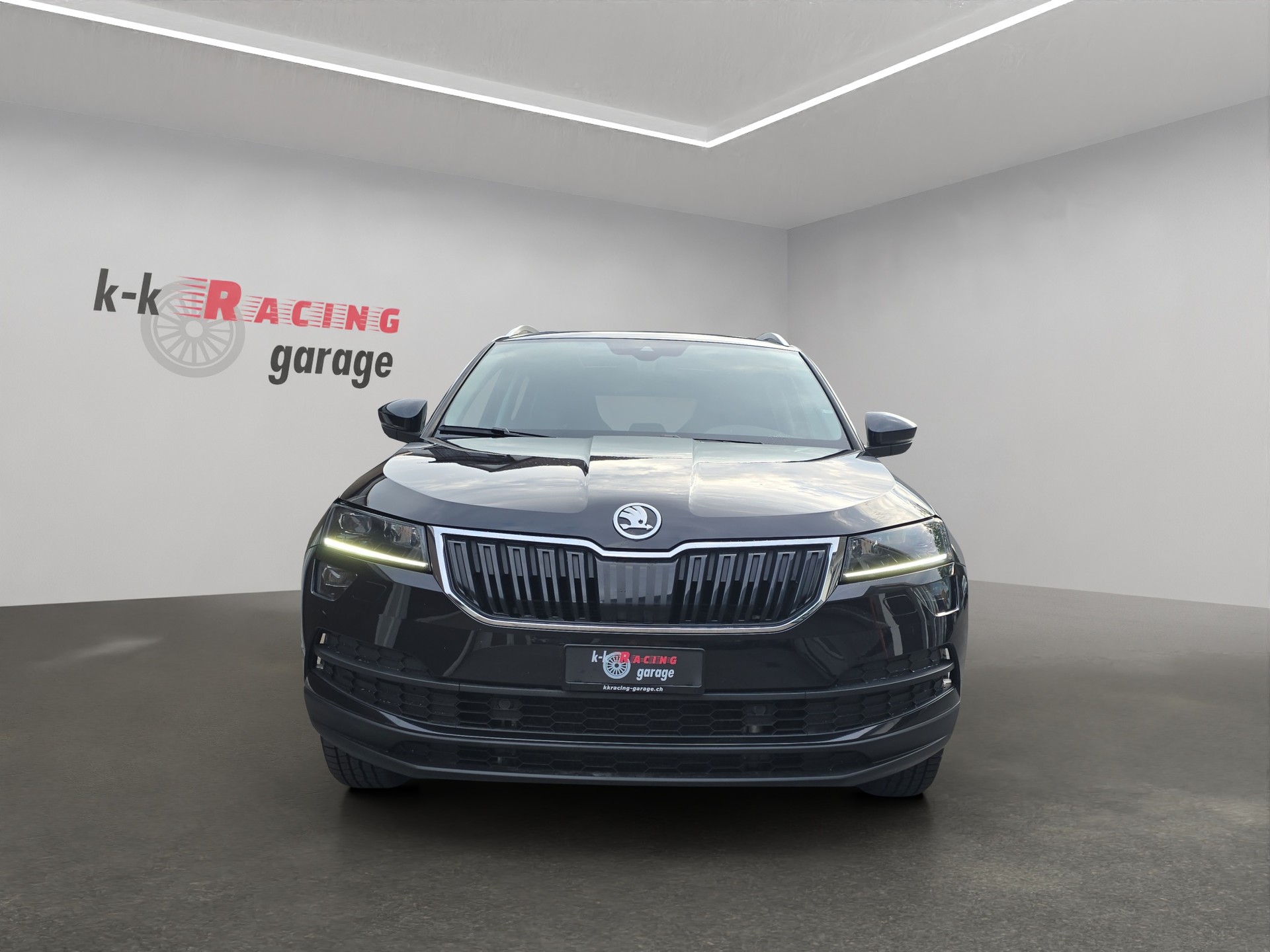 SKODA Karoq 2.0 TDI CR Style 4x4-showroom-element-1