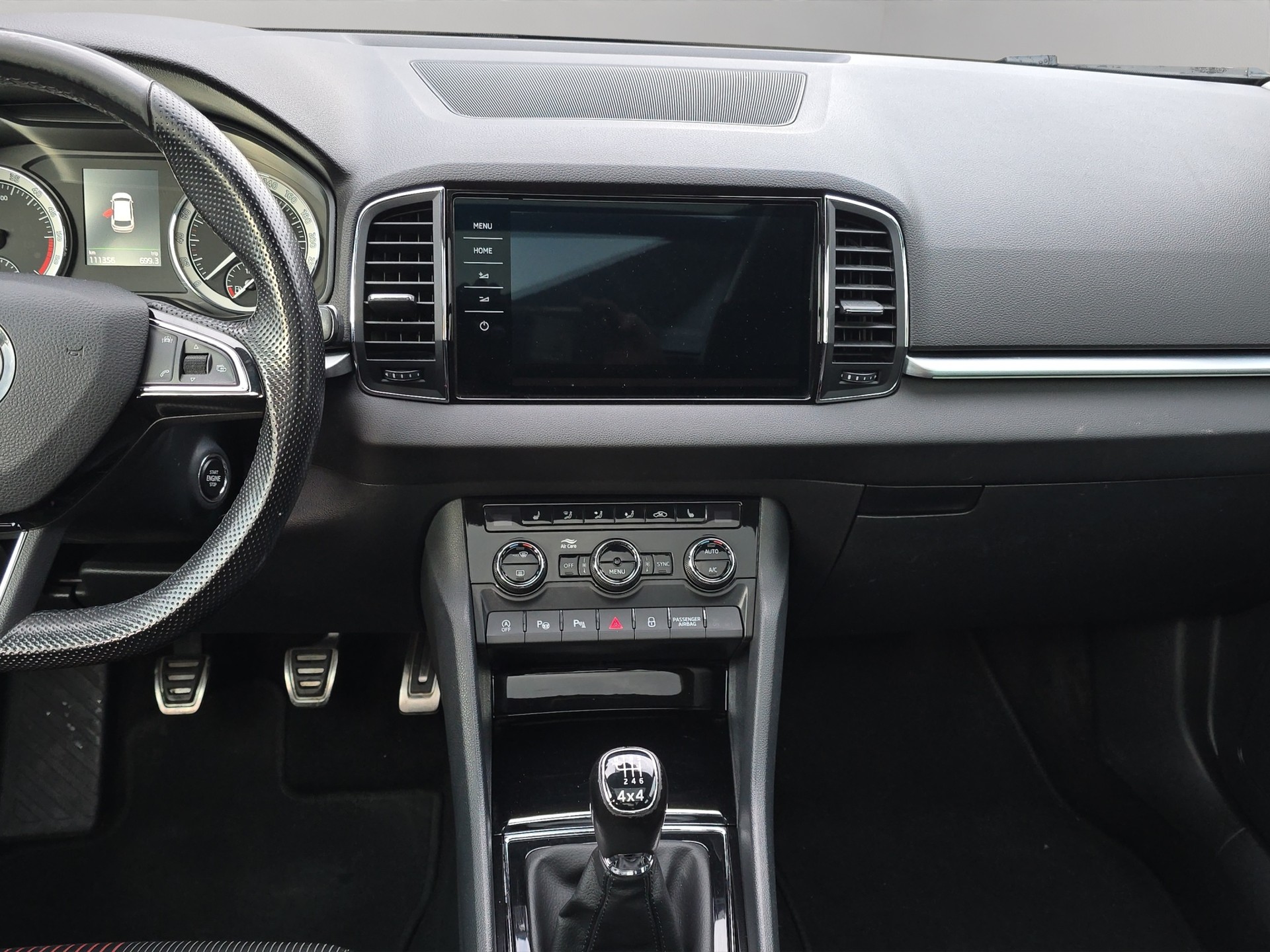 SKODA Karoq 2.0 TDI CR Style 4x4-image-11