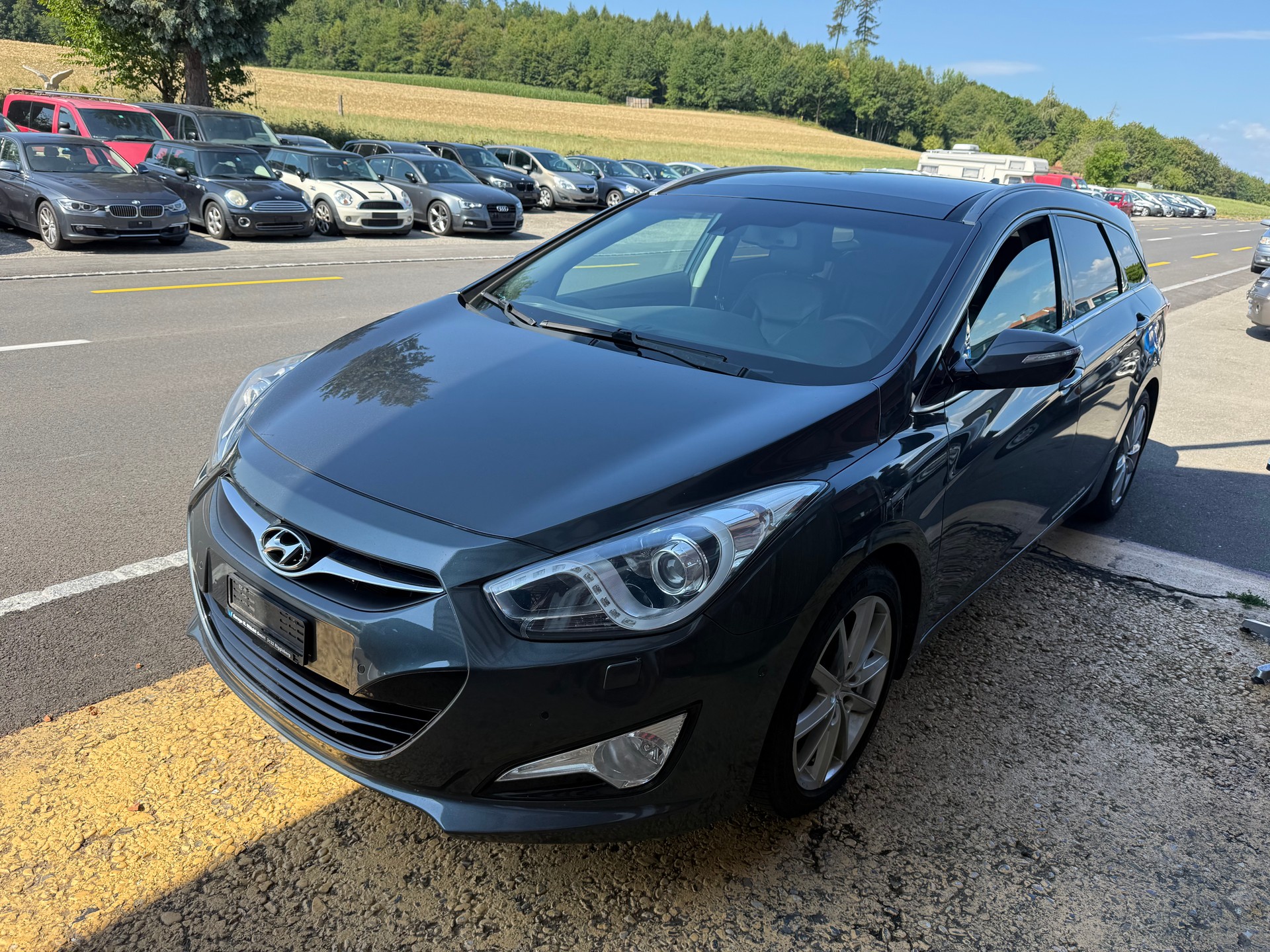 HYUNDAI i40 Wagon 1.7 CRDI Style Automatic-image-2