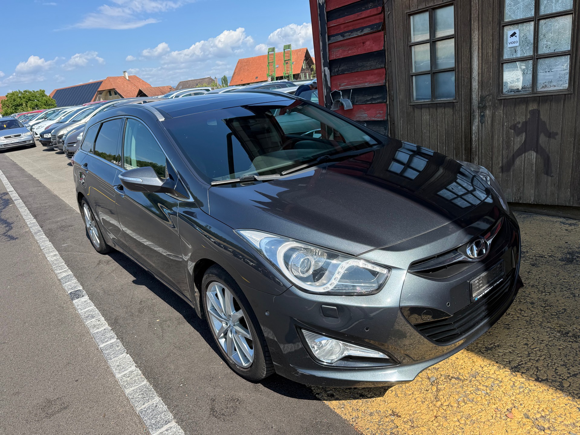HYUNDAI i40 Wagon 1.7 CRDI Style Automatic-image-1