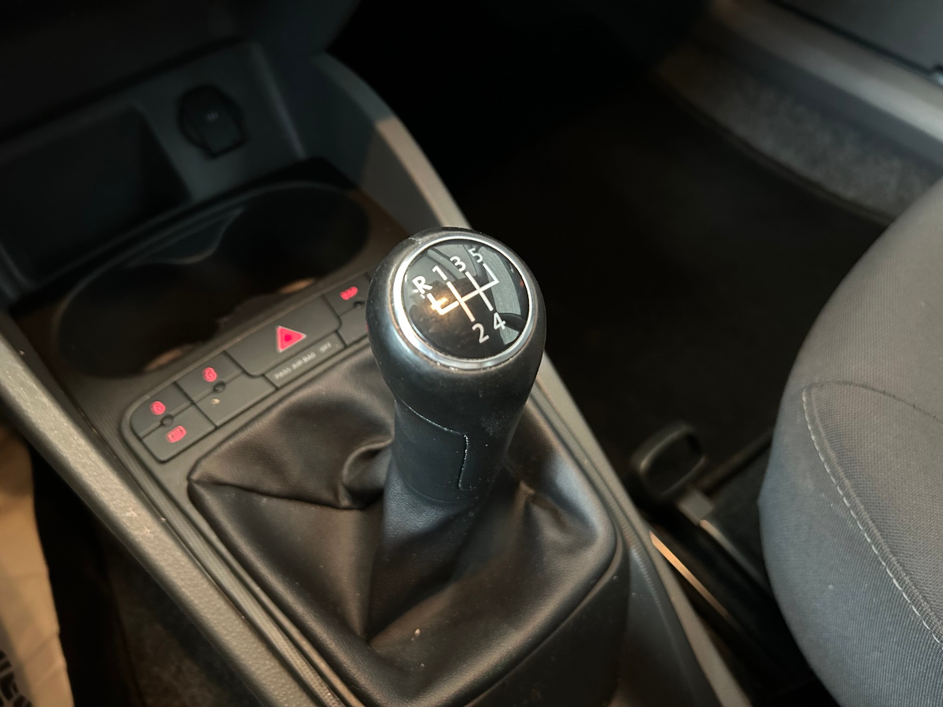 SEAT Ibiza 1.6 TDI Style-image-10