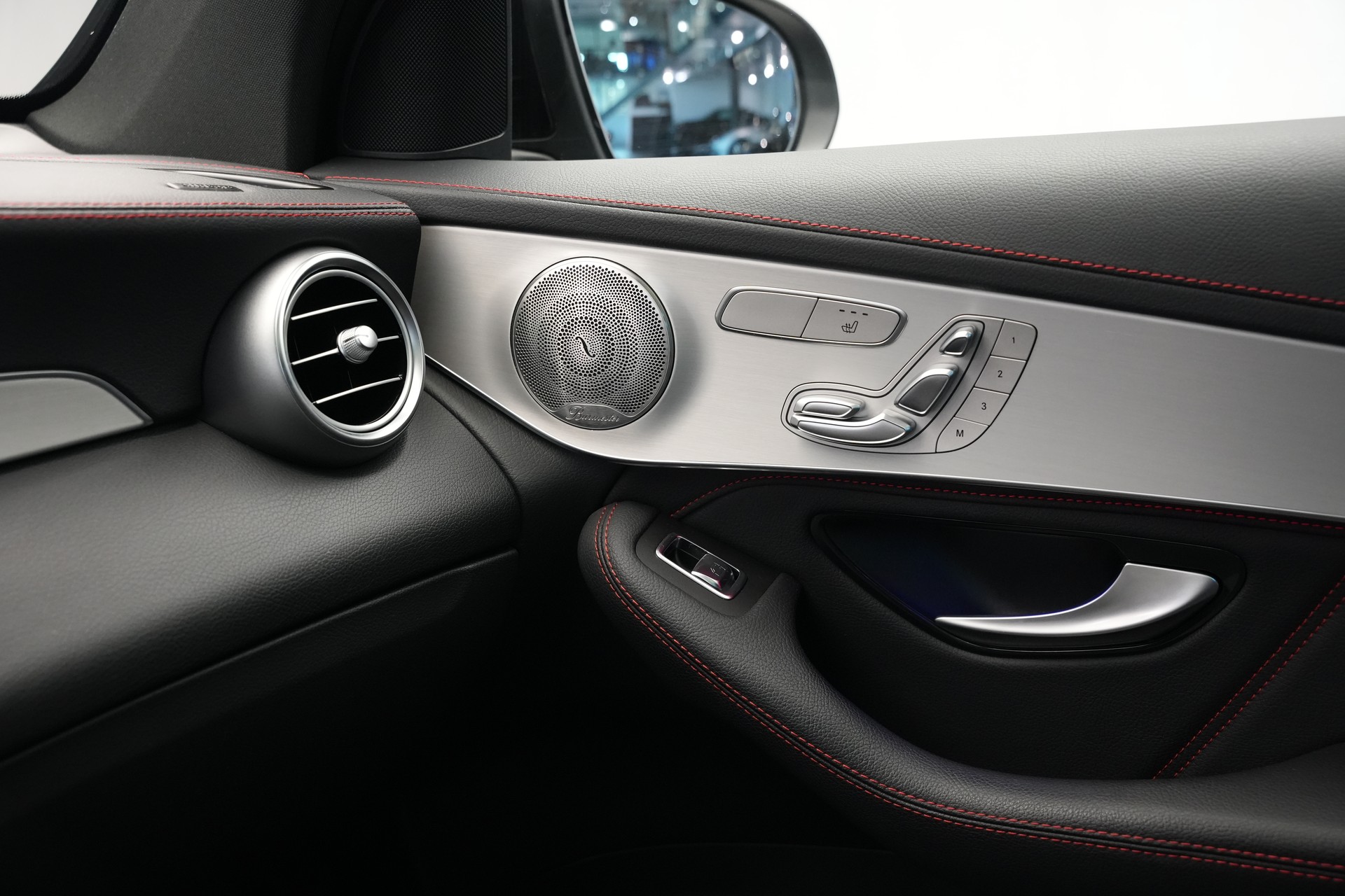 MERCEDES-BENZ GLC 43 AMG 4Matic 9G-Tronic *CH-Fahrzeug* Burmester* *Panorama*-image-24
