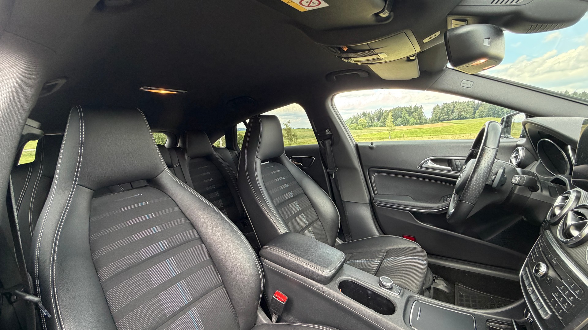 MERCEDES-BENZ CLA 200 Night Star-image-2