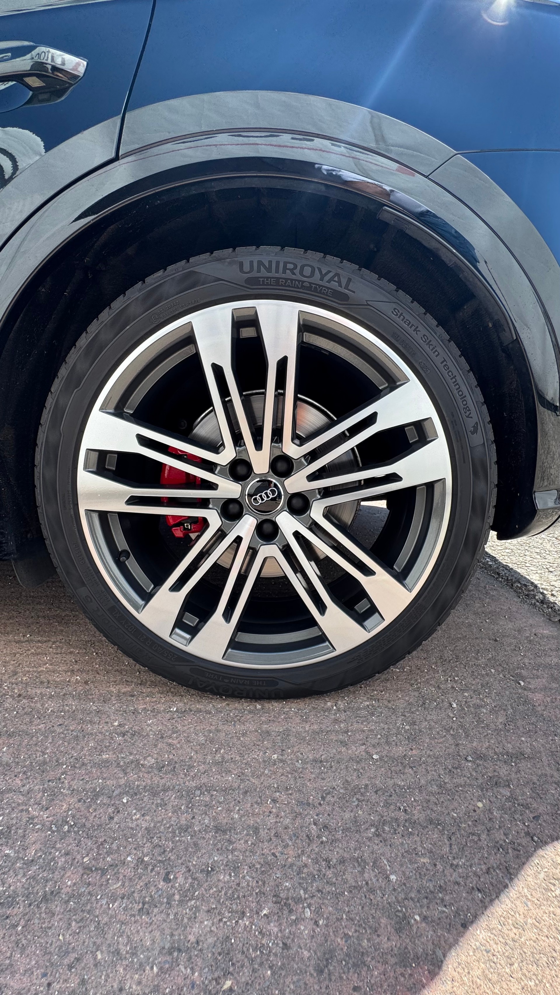 AUDI SQ5 TDI quattro tiptronic **Black Pearl**-image-8