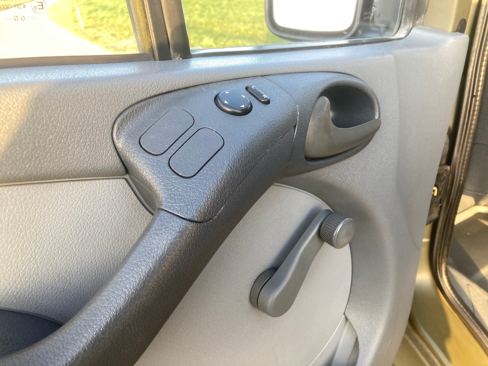MERCEDES-BENZ Sprinter 313 CDI 4x4 mit Geländeuntersetzung-image-9