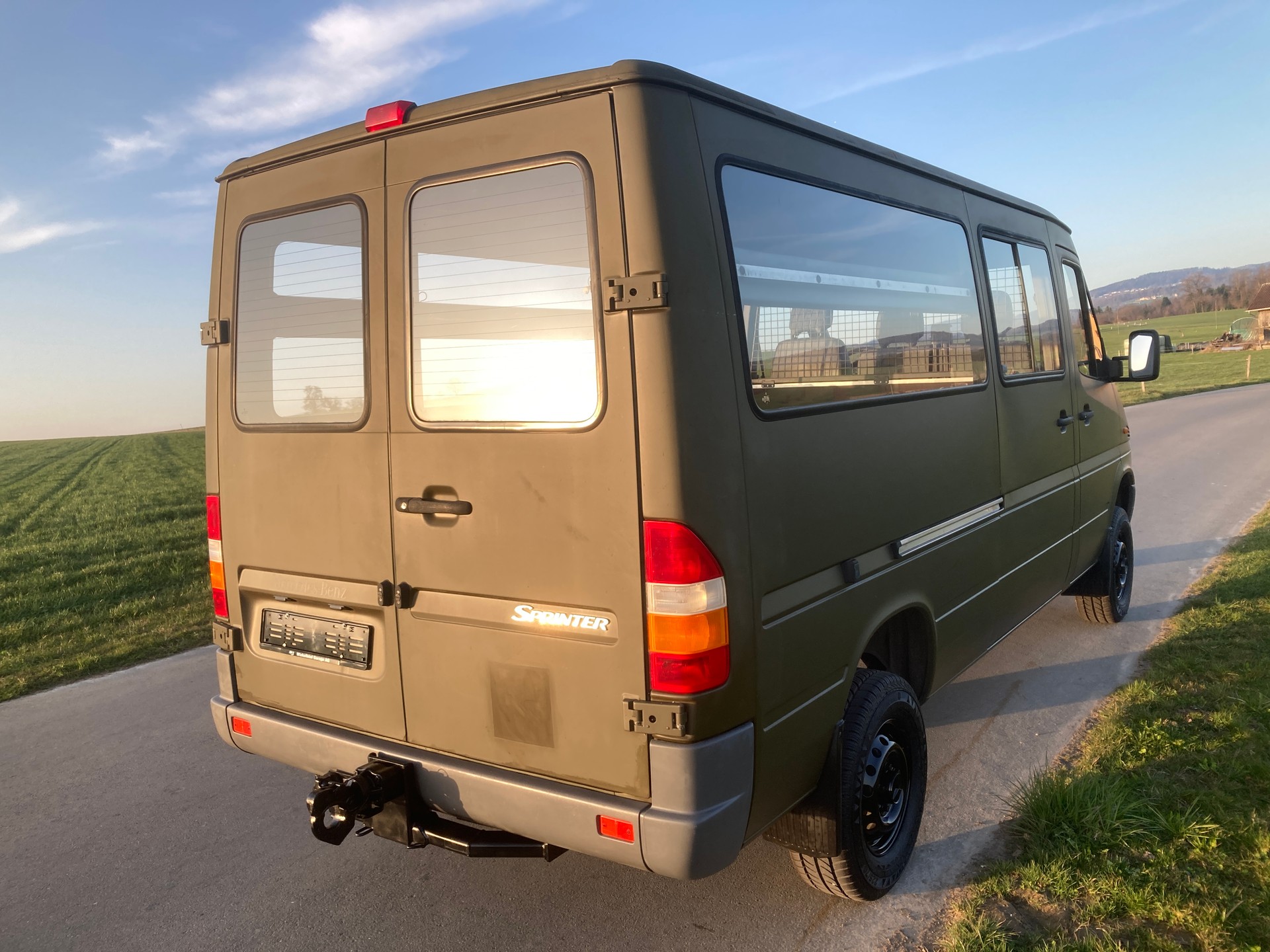 MERCEDES-BENZ Sprinter 313 CDI 4x4 mit Geländeuntersetzung-image-2
