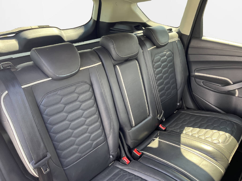 FORD Kuga 2.0 TDCi 120 Vignale FPS 2WD-image-7