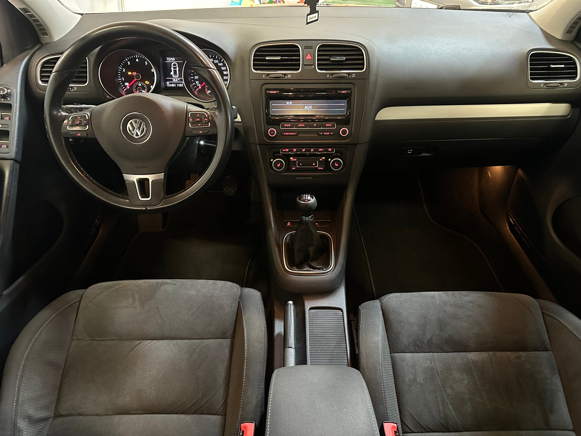 VW Golf 1.4 TSI Highline-image-10