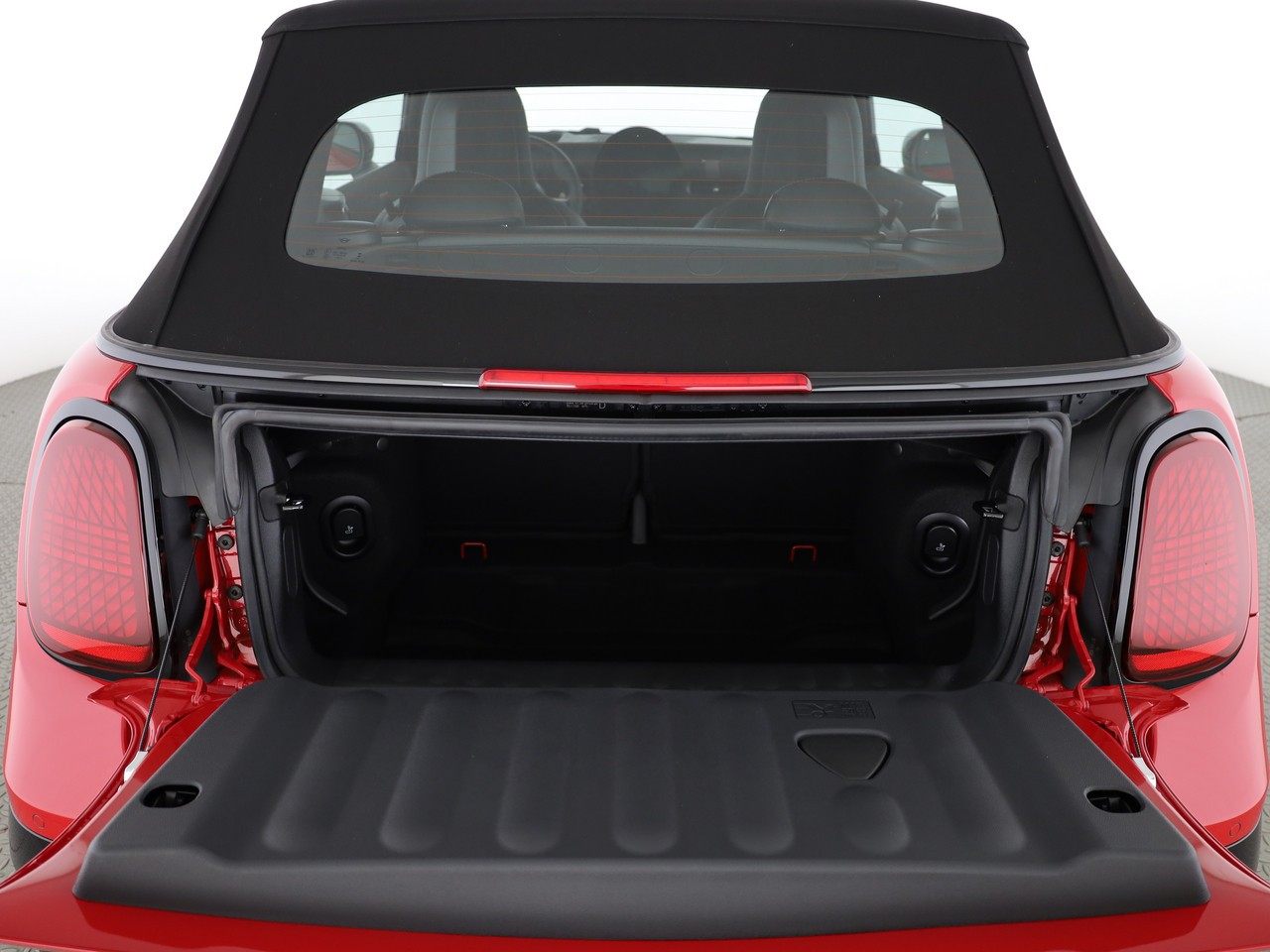 MINI Cooper John Cooper Works Cabriolet DKG-image-7