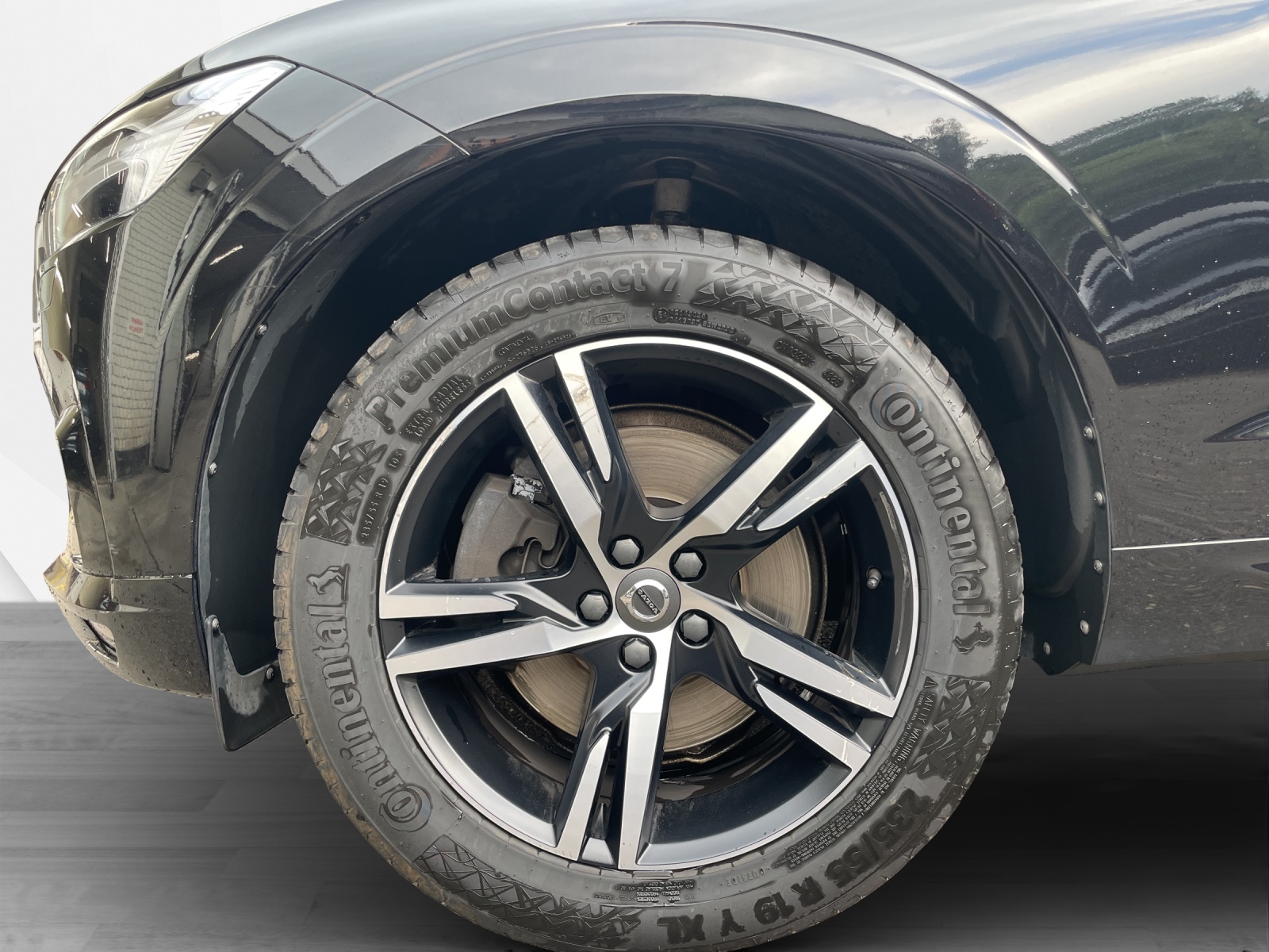 VOLVO XC60 2.0 D4 R-Design AWD-image-8