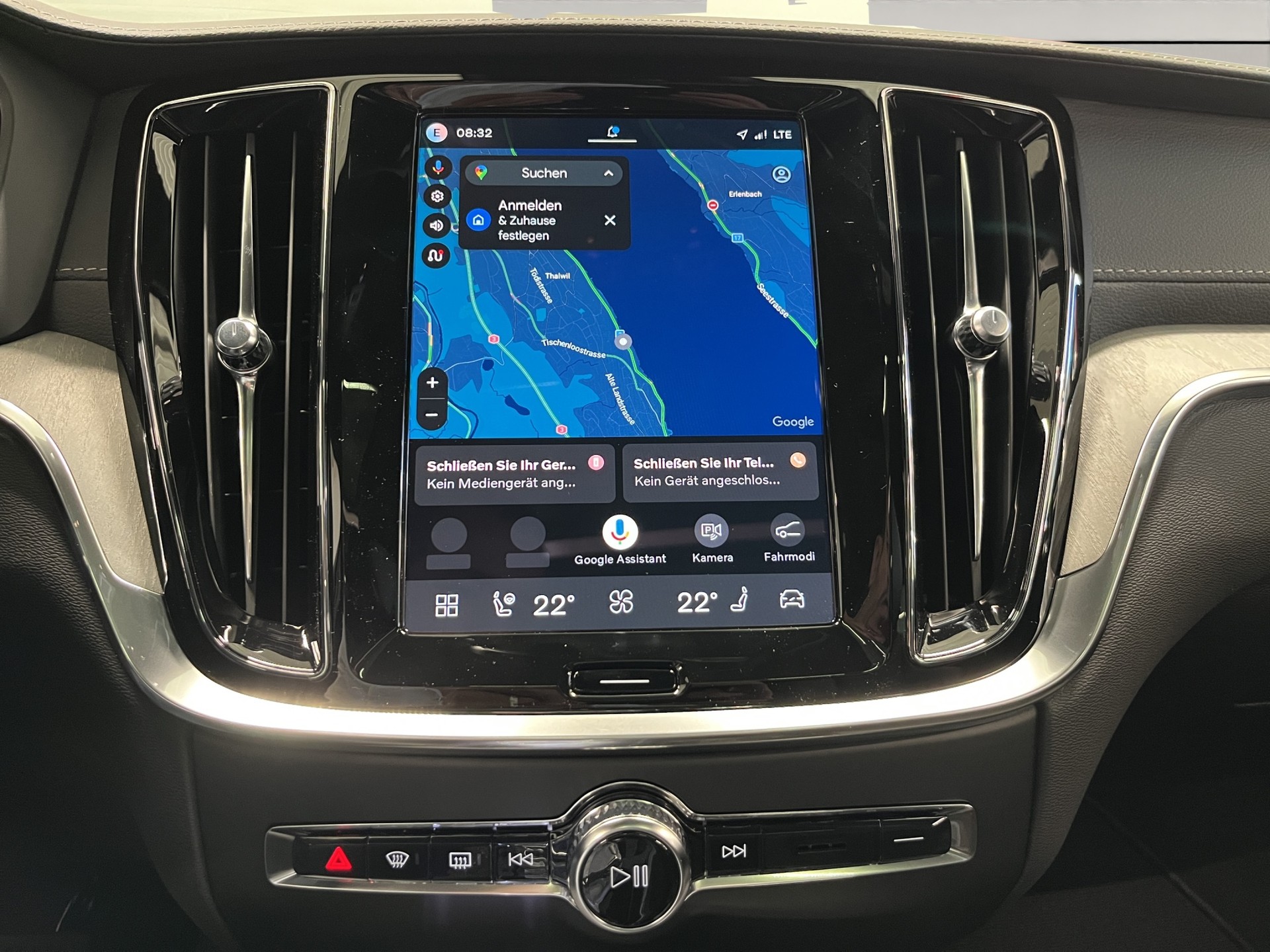VOLVO V60 2.0 T6 TE Ultra Dark eAWD-image-12