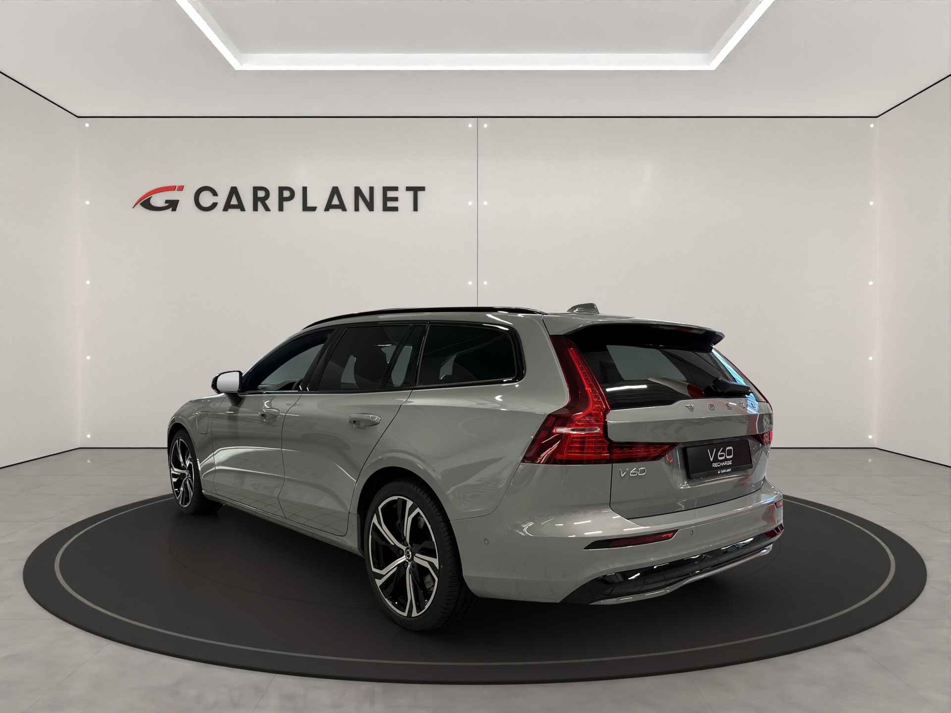 VOLVO V60 2.0 T6 TE Ultra Dark eAWD-image-3