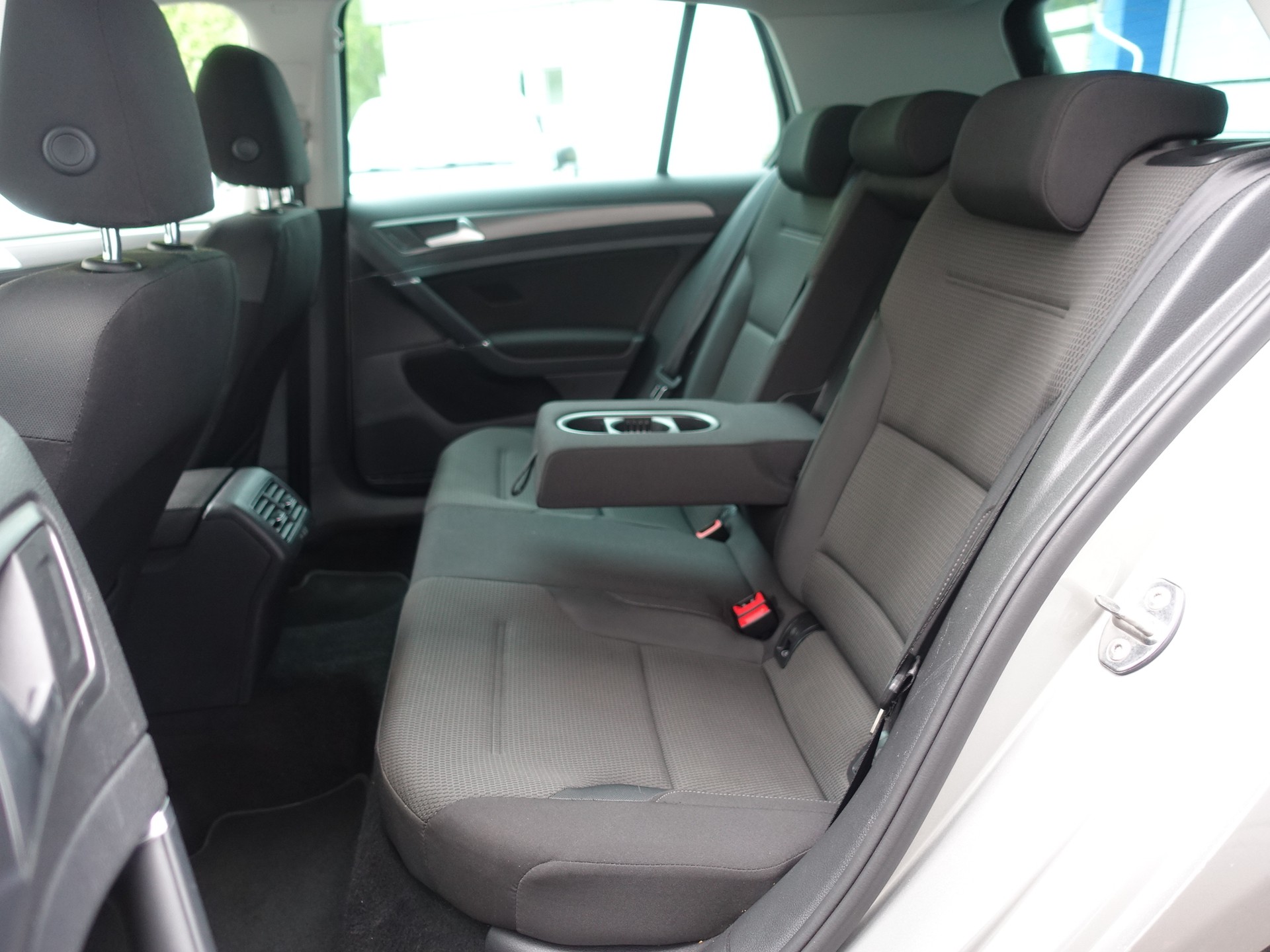 VW Golf 1.0 TSI Comfortline-image-14