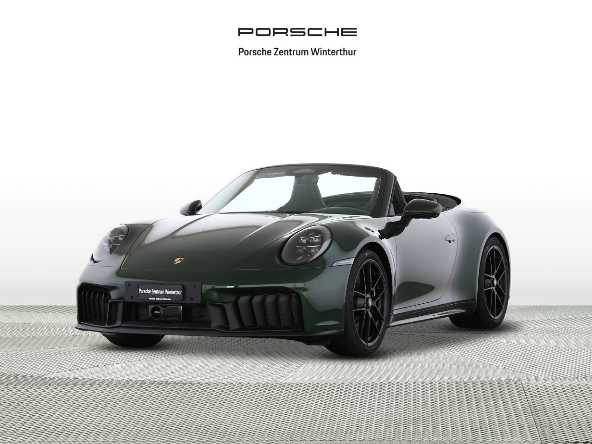 PORSCHE 911 Carrera 4 GTS Cabriolet-image-0