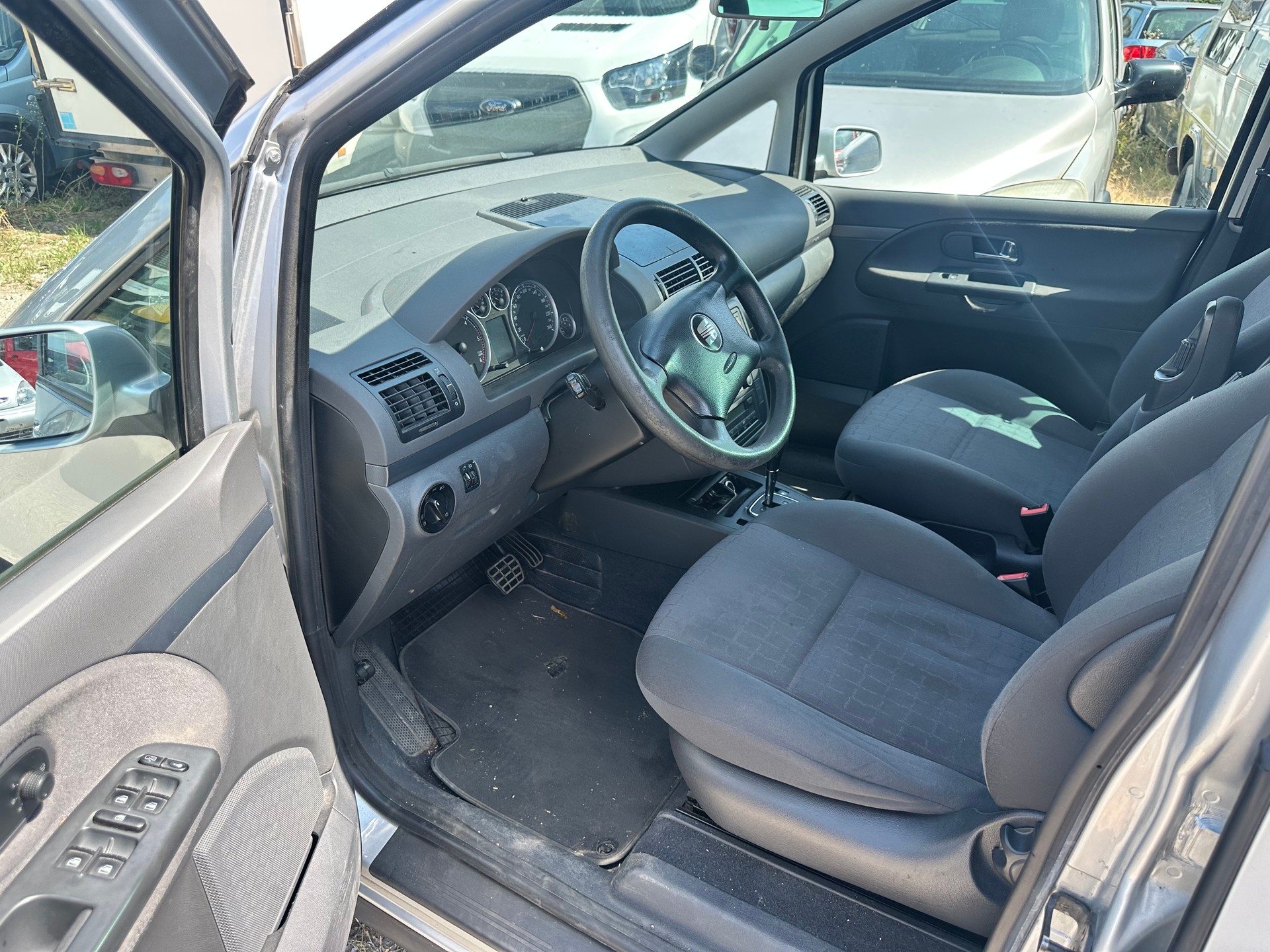 SEAT Alhambra 1.9 TDI Stylance Tiptronic-image-4