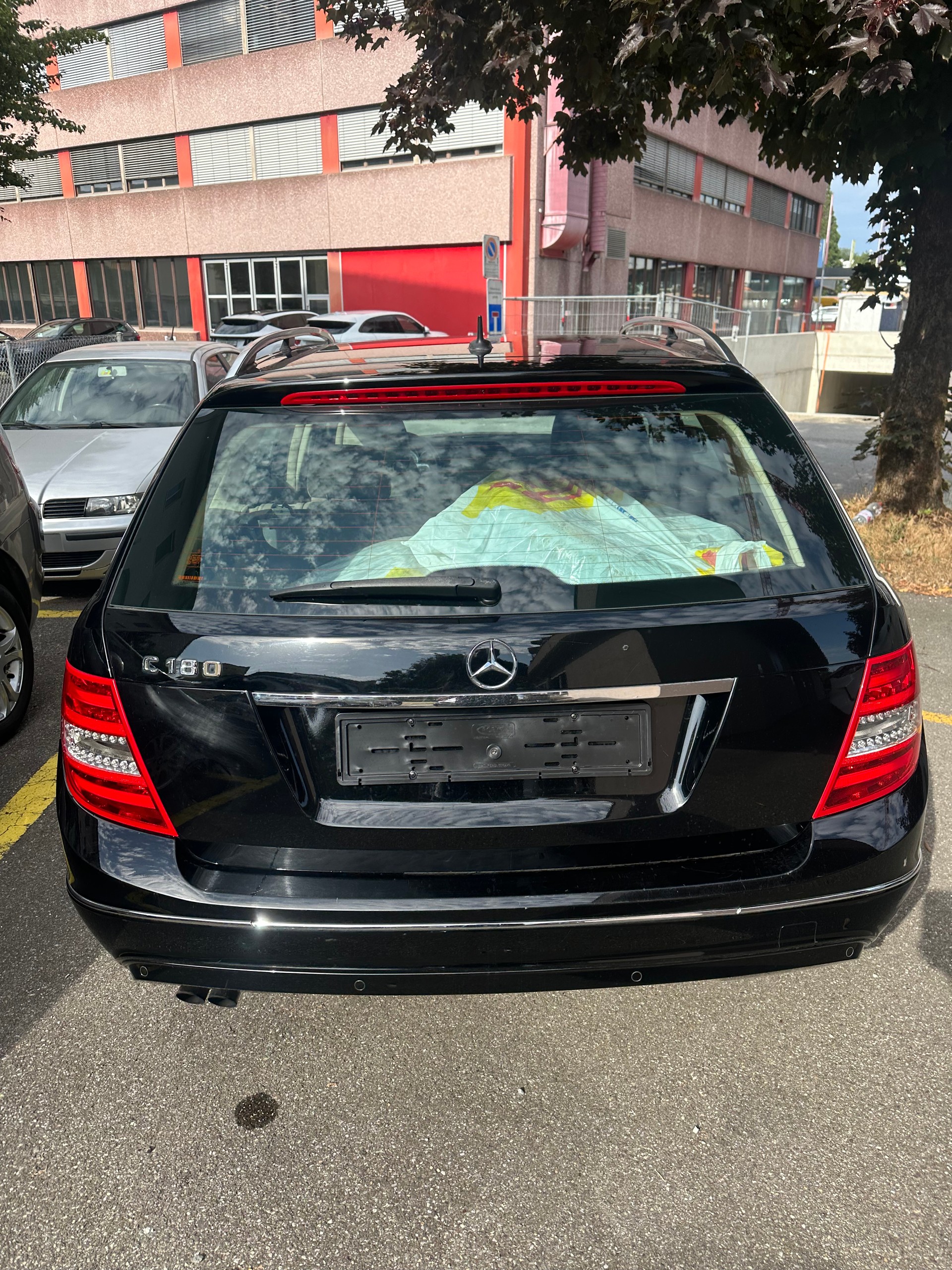 MERCEDES-BENZ C 180 BlueEfficiency 7G-Tronic-image-4
