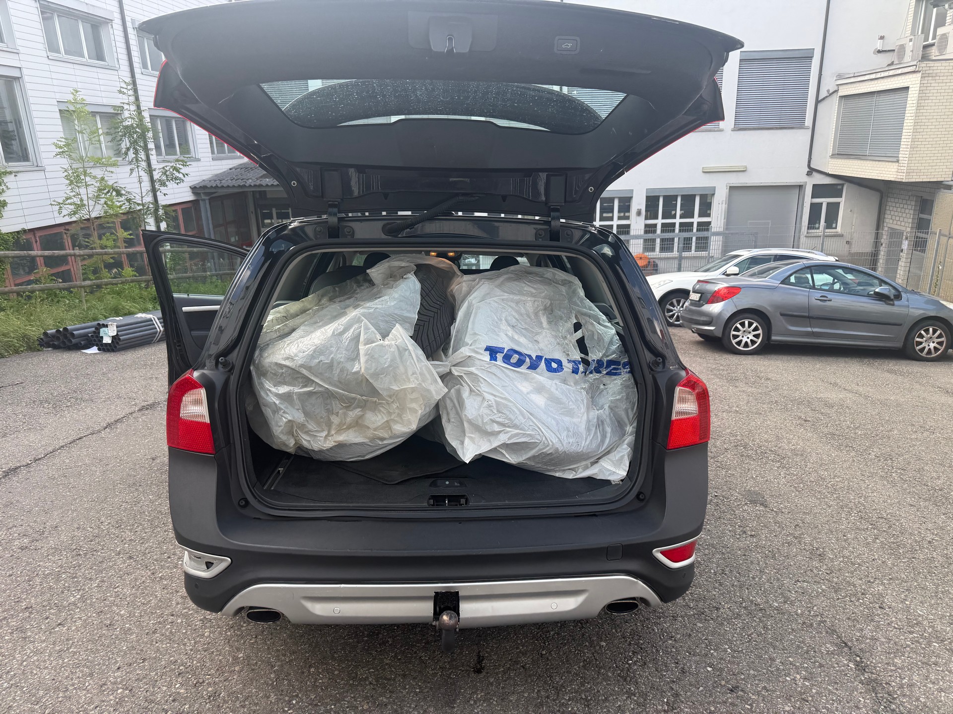VOLVO XC70 D5 AWD Summum Geartronic-image-5