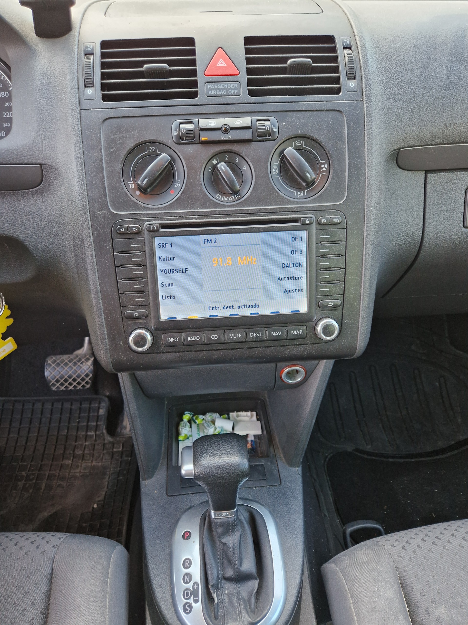 VW Touran 1.9 TDI Trendline-image-7