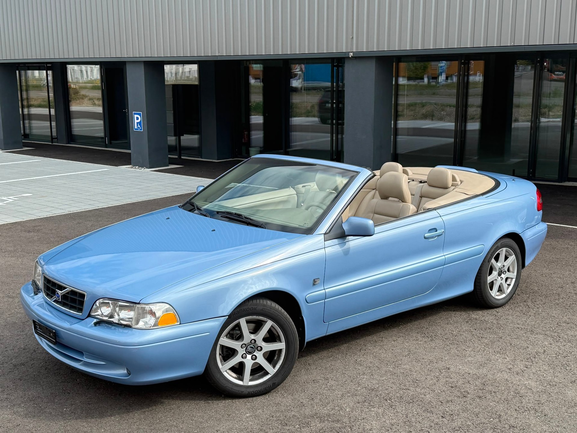 VOLVO 2.0 T-image-1