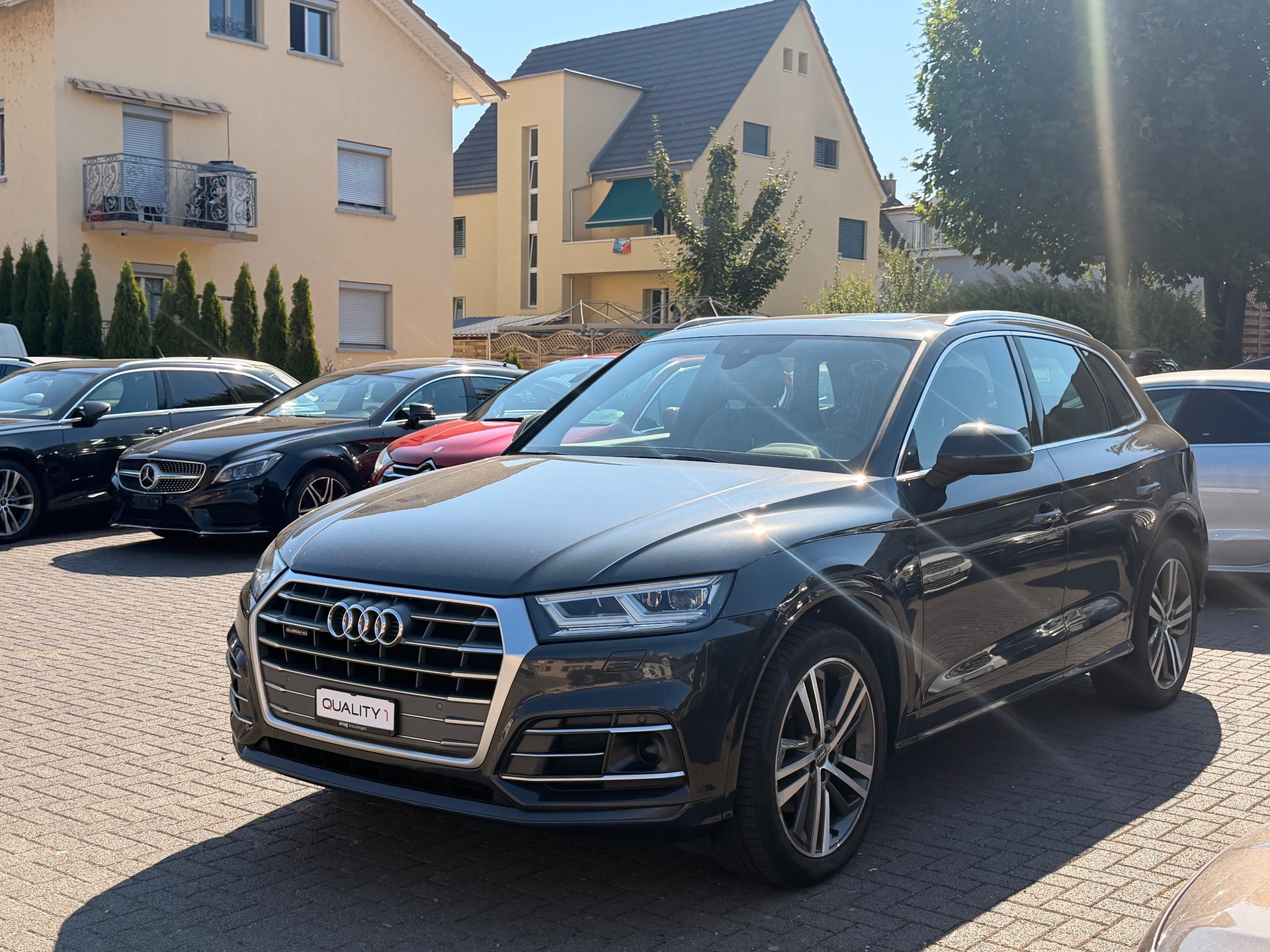 AUDI Q5 2.0 TDI quattro S-tronic S-Line-image-3
