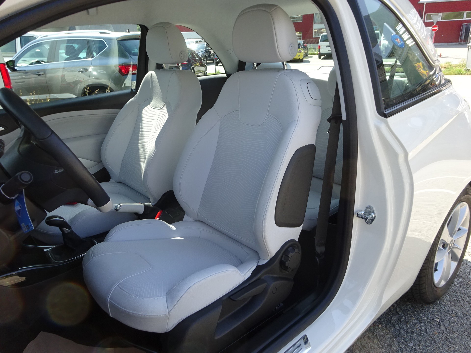 OPEL Adam 1.4 ecoFLEX JAM Easytronic-image-15