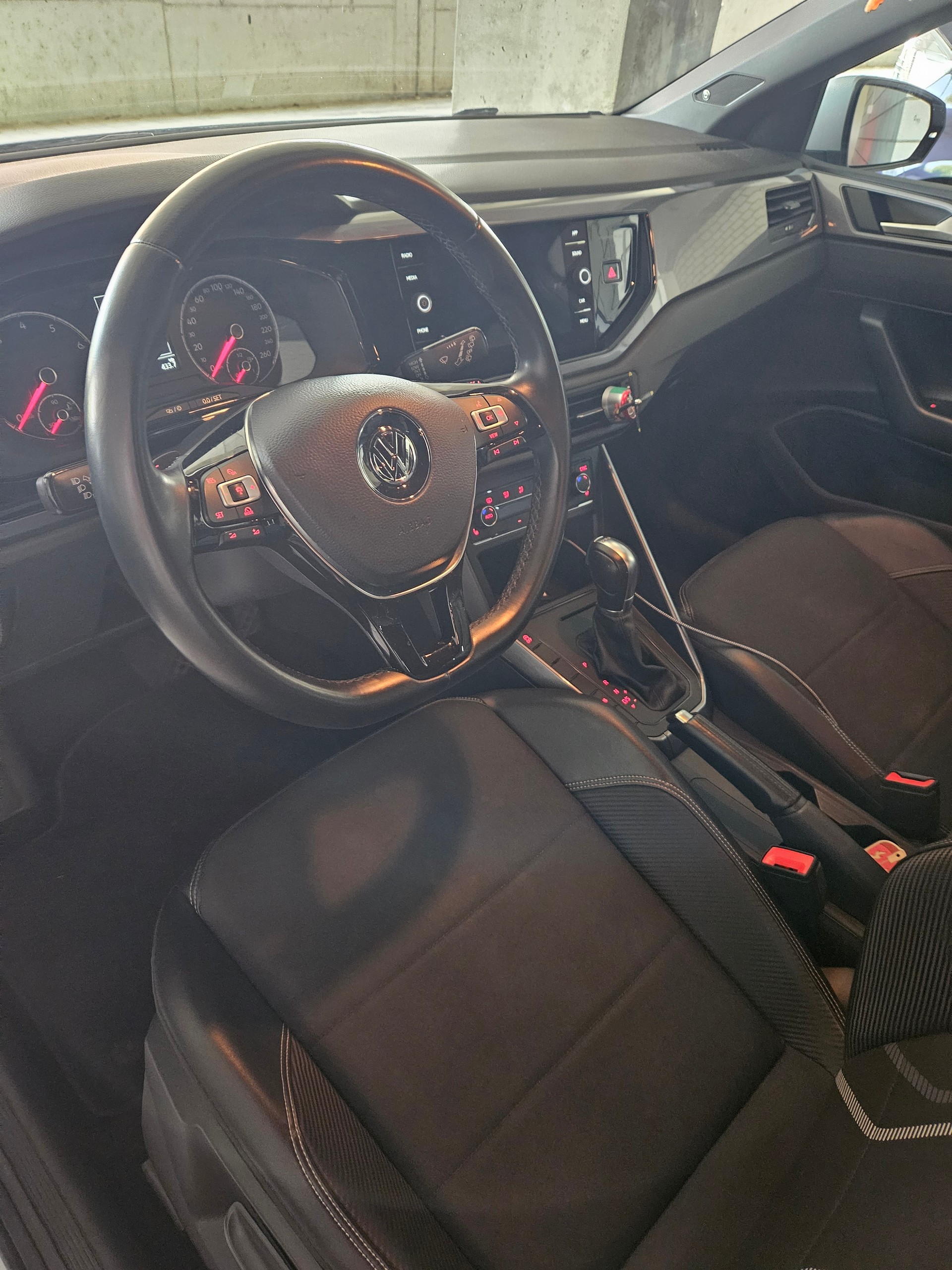 VW 1.0 TSI Highline DSG-image-4