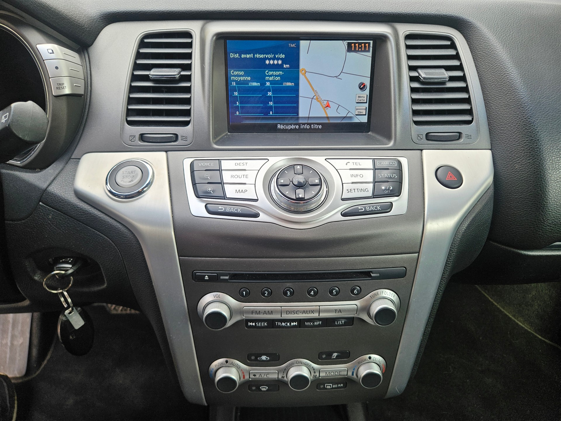 NISSAN Murano 2.5 dCi Automatic-image-10
